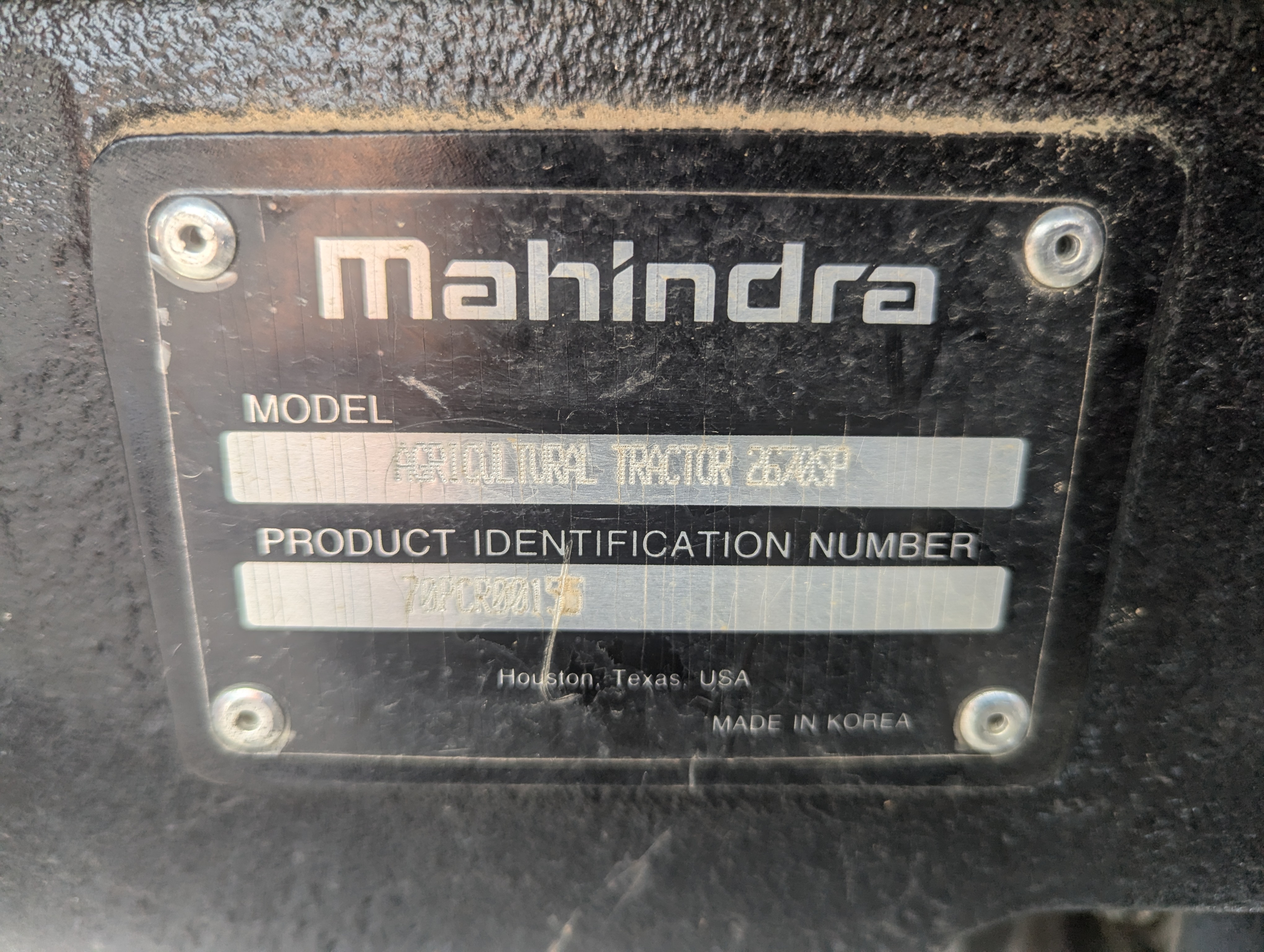 2021 Mahindra 2670 Tractor