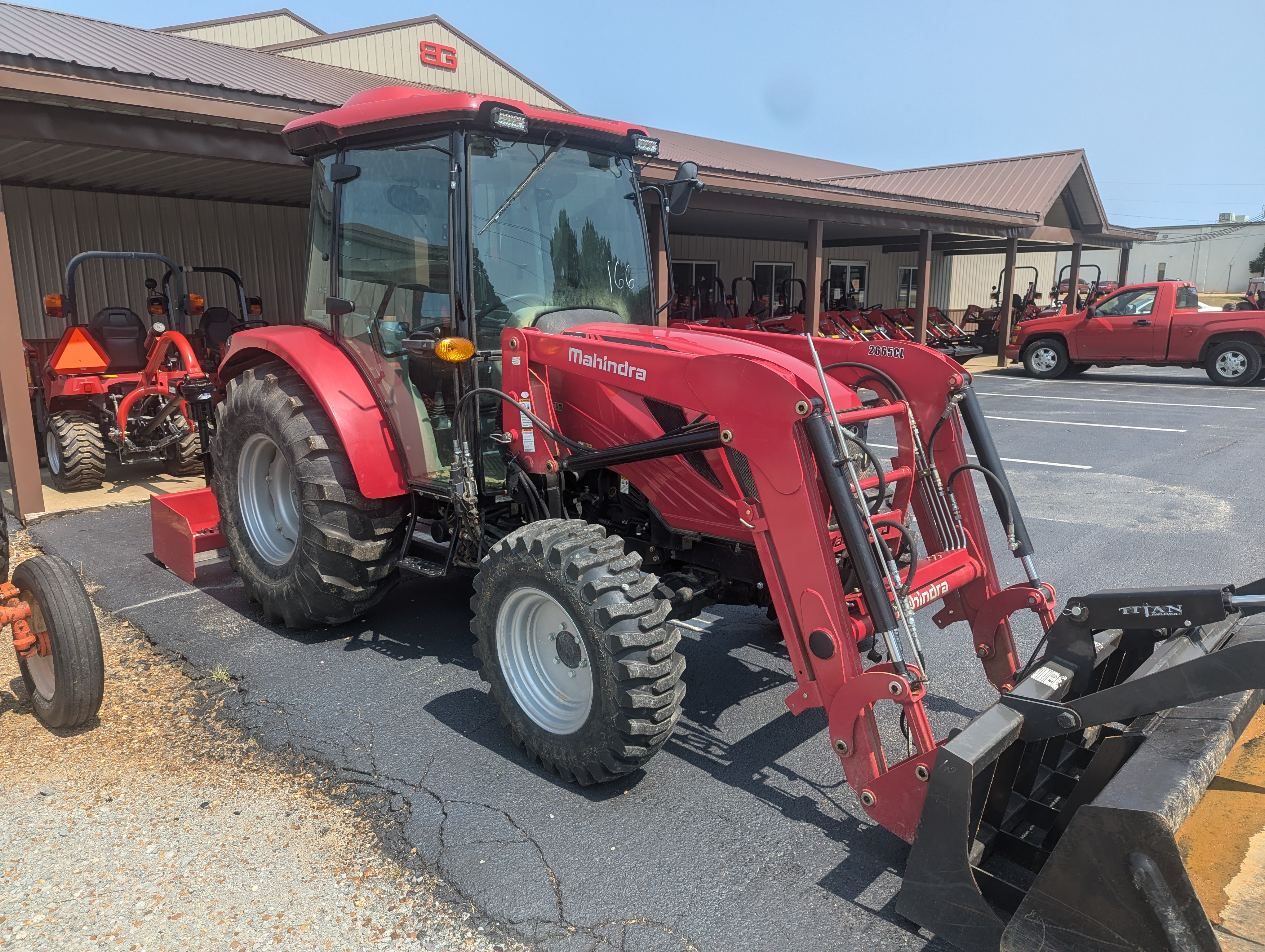 2021 Mahindra 2670 Tractor