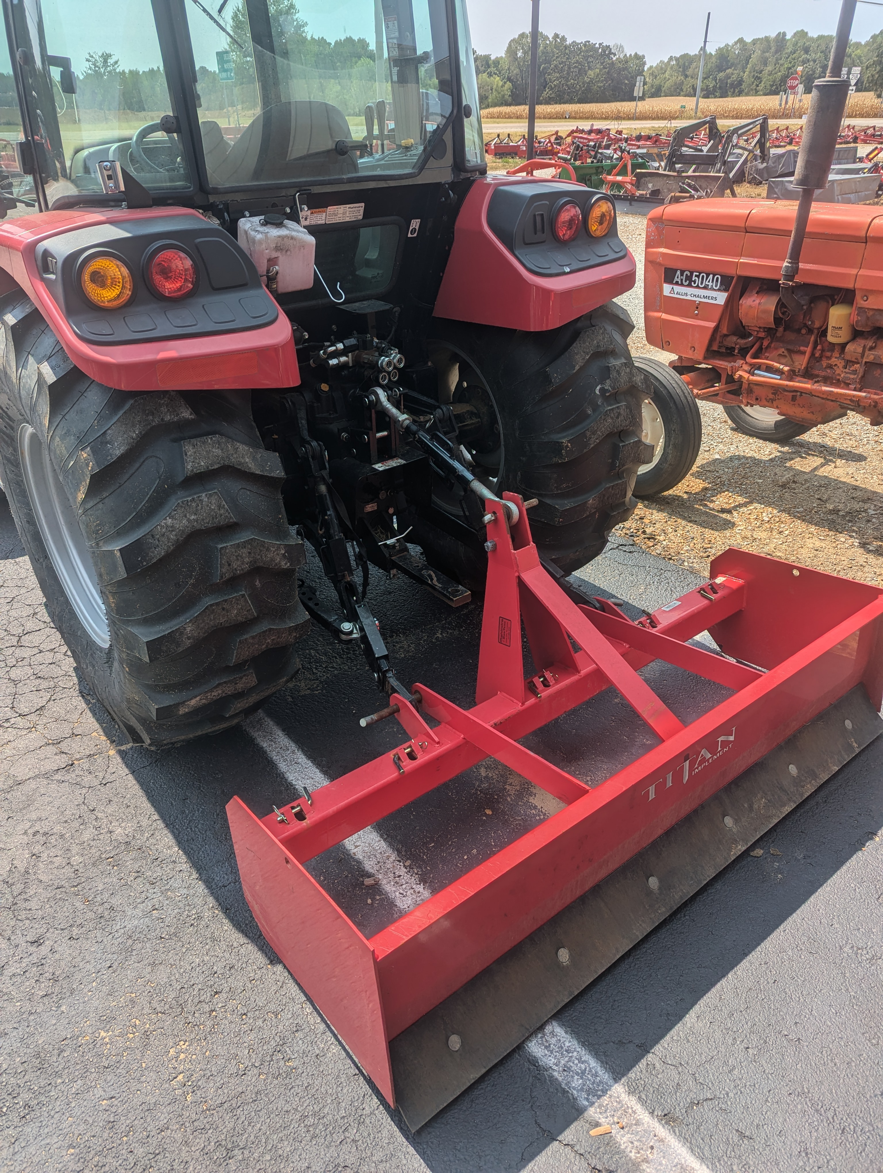 2021 Mahindra 2670 Tractor