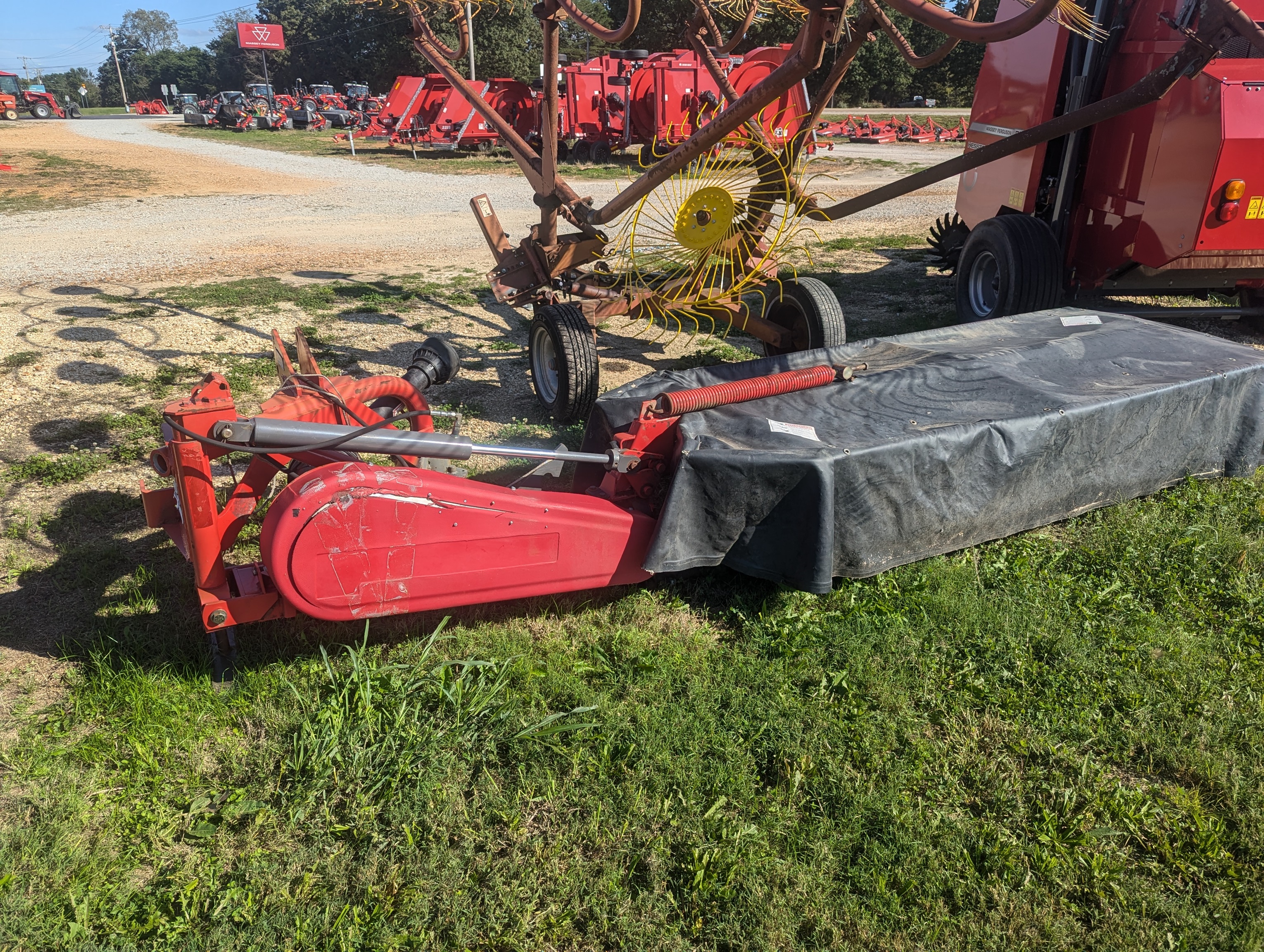 2007 Massey Ferguson 1329 Mower/Disc