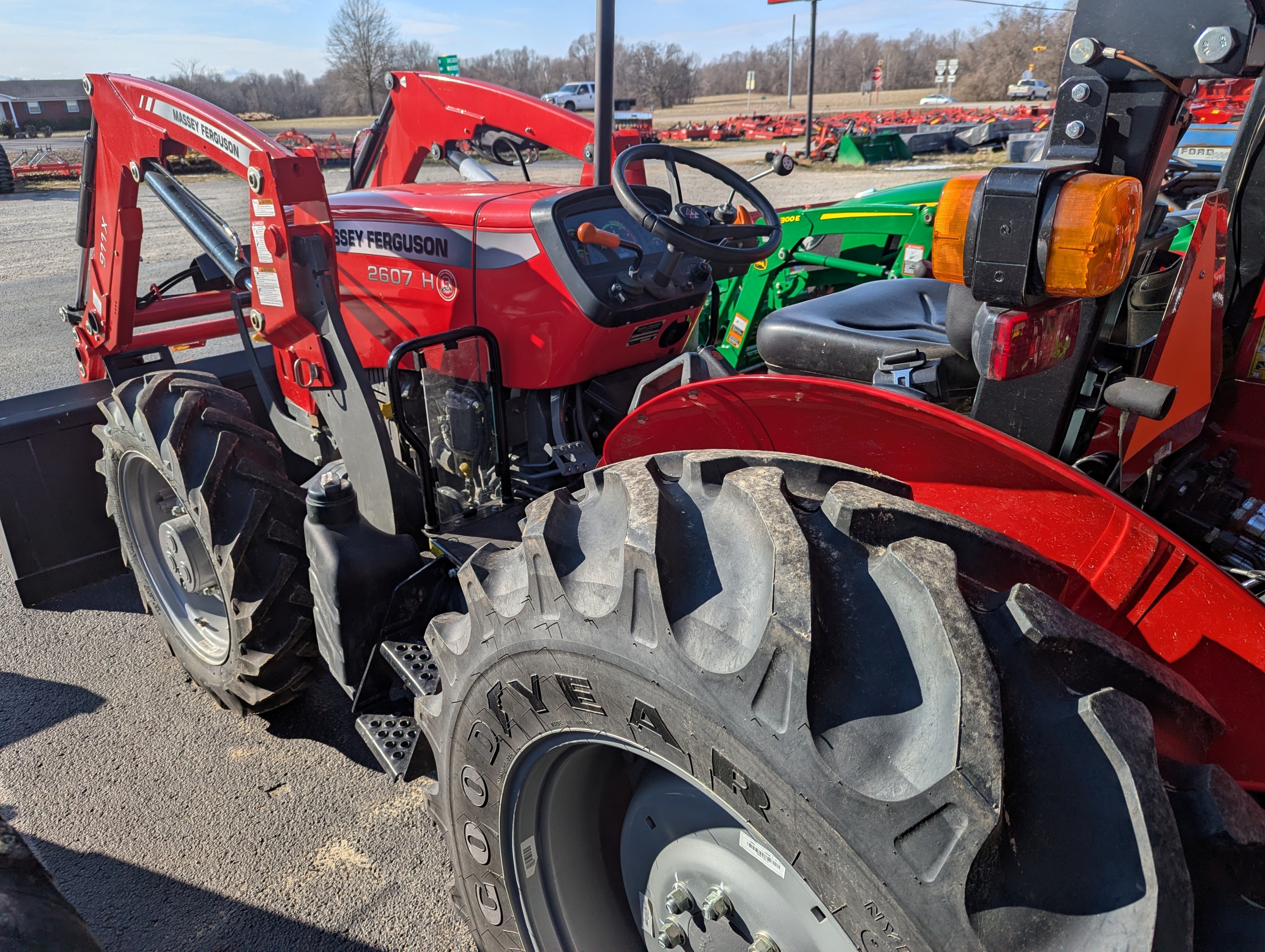 2021 Massey Ferguson 2607H Tractor