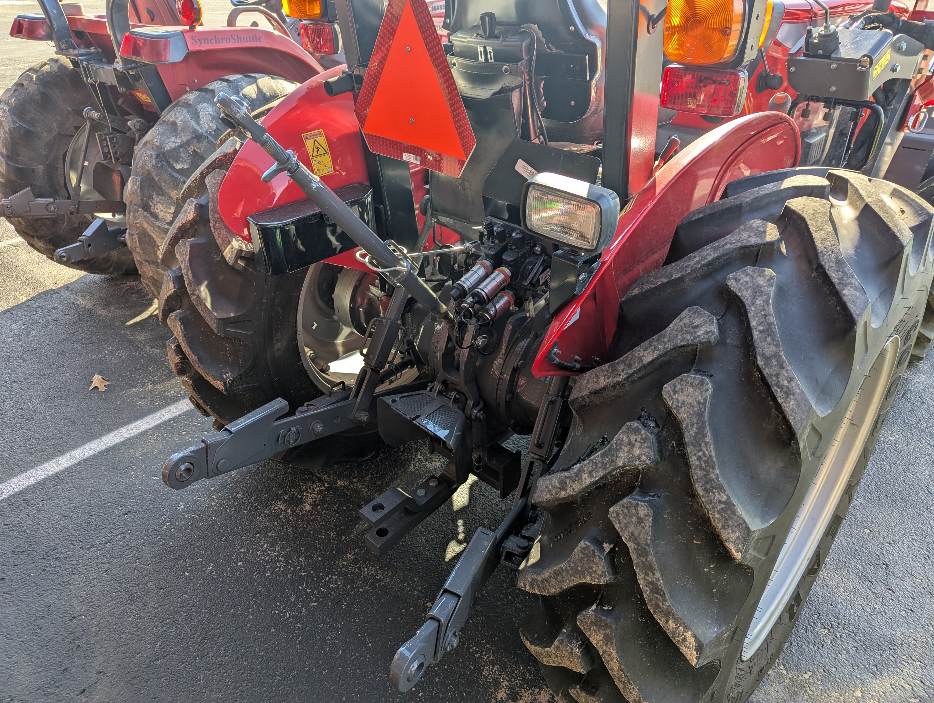 2021 Massey Ferguson 2607H Tractor