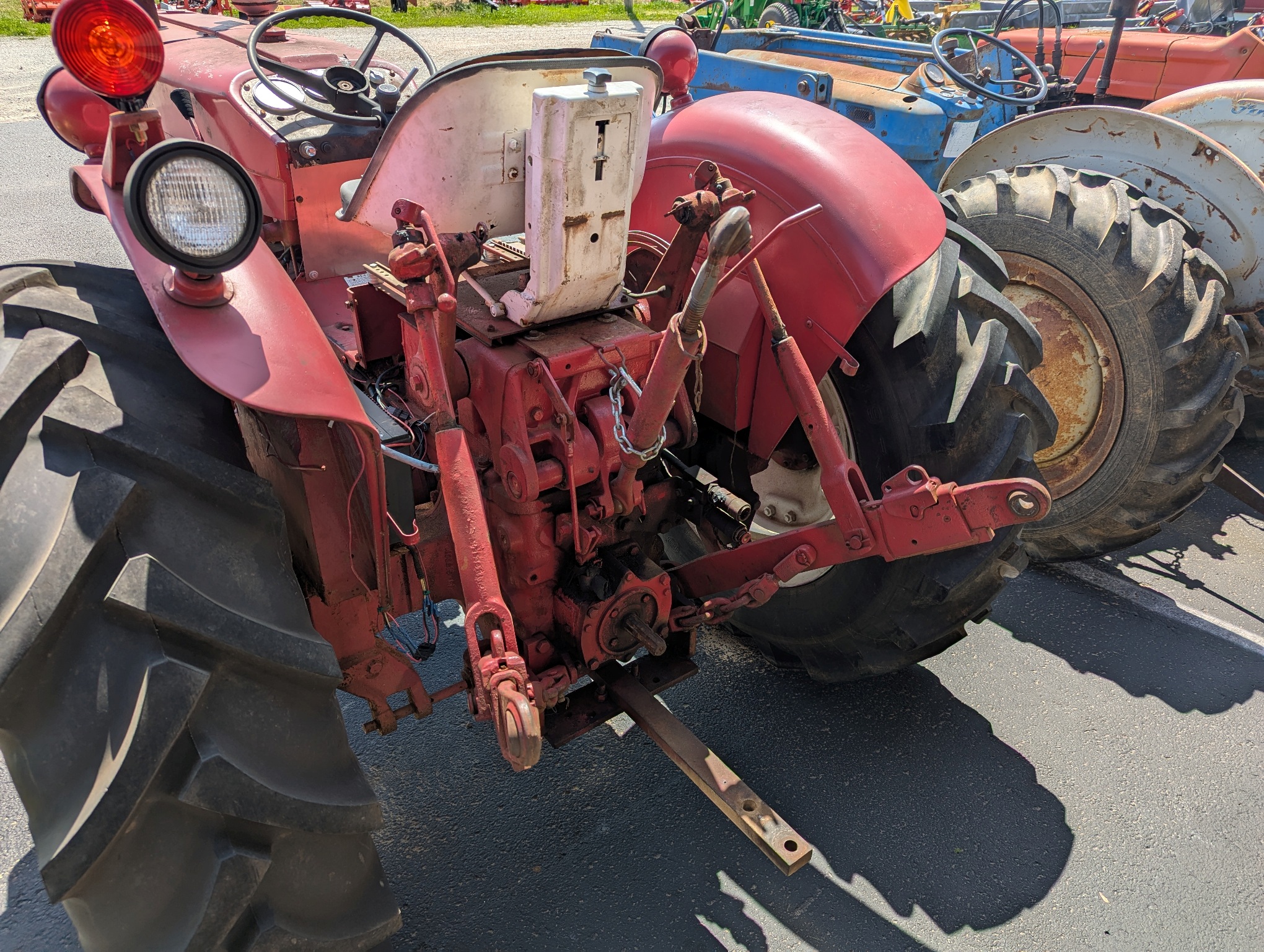 1970 International 544 Tractor