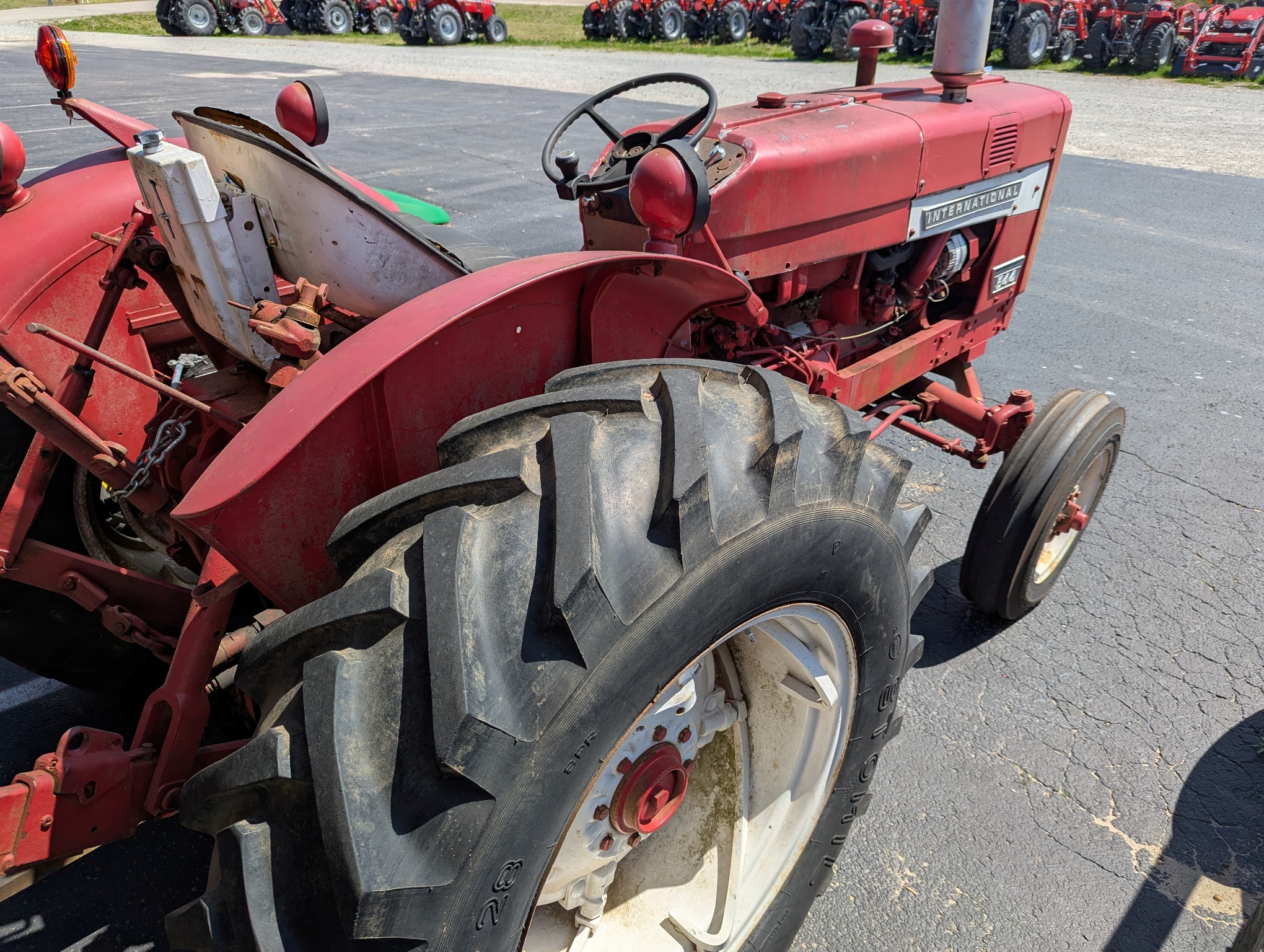 1970 International 544 Tractor