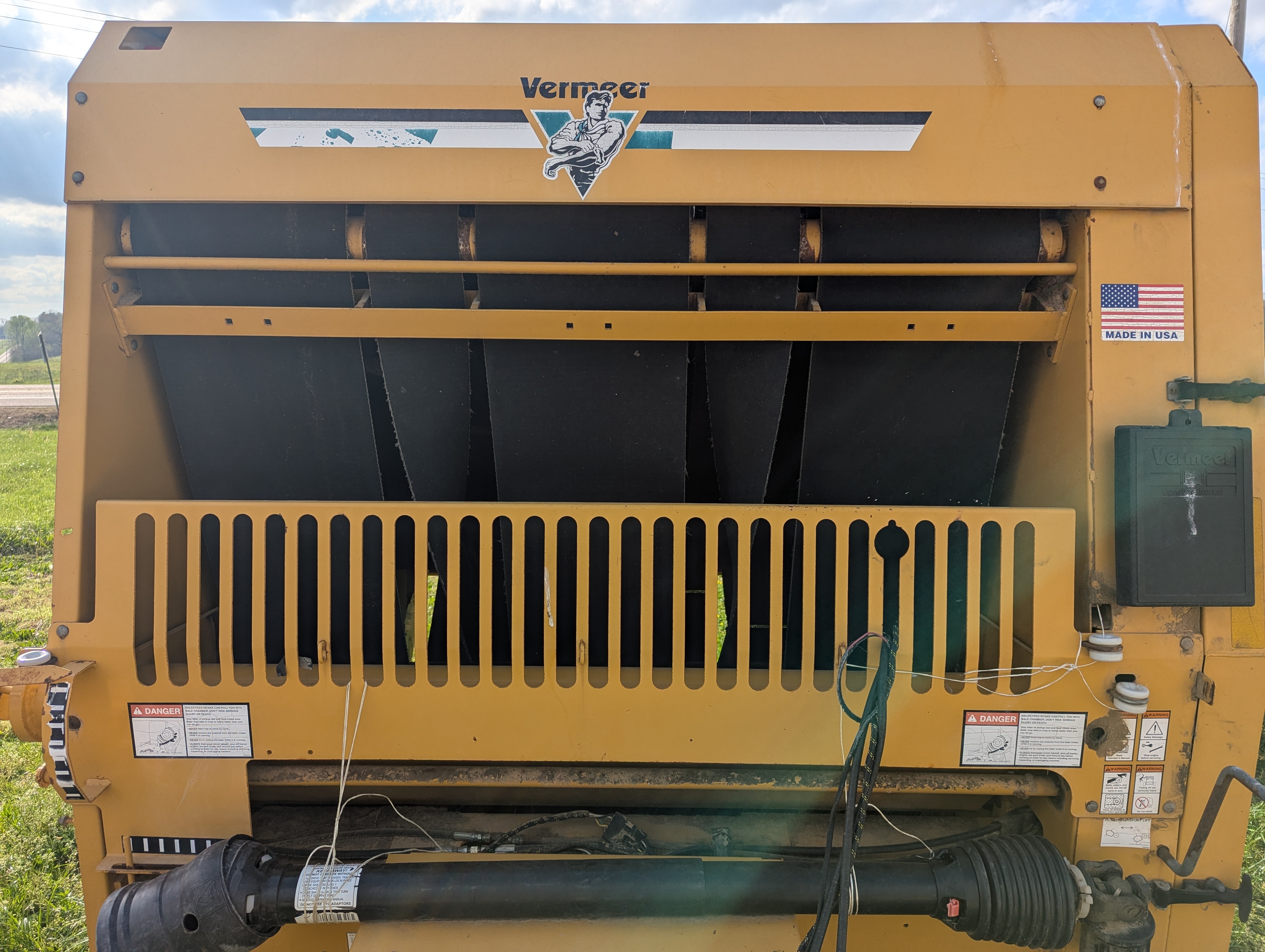 2006 Vermeer 5500 Rebel Baler/Round