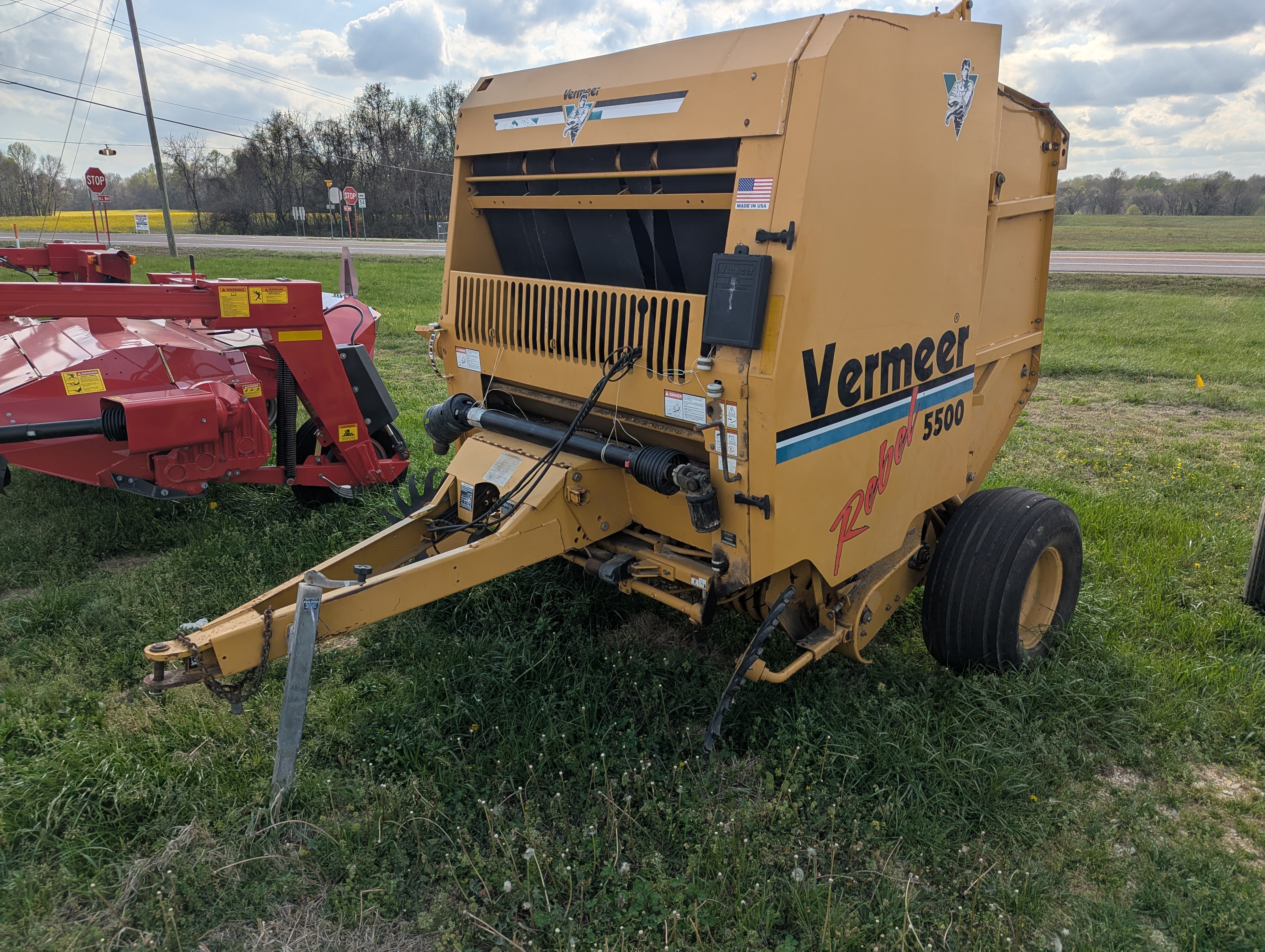 2006 Vermeer 5500 Rebel Baler/Round