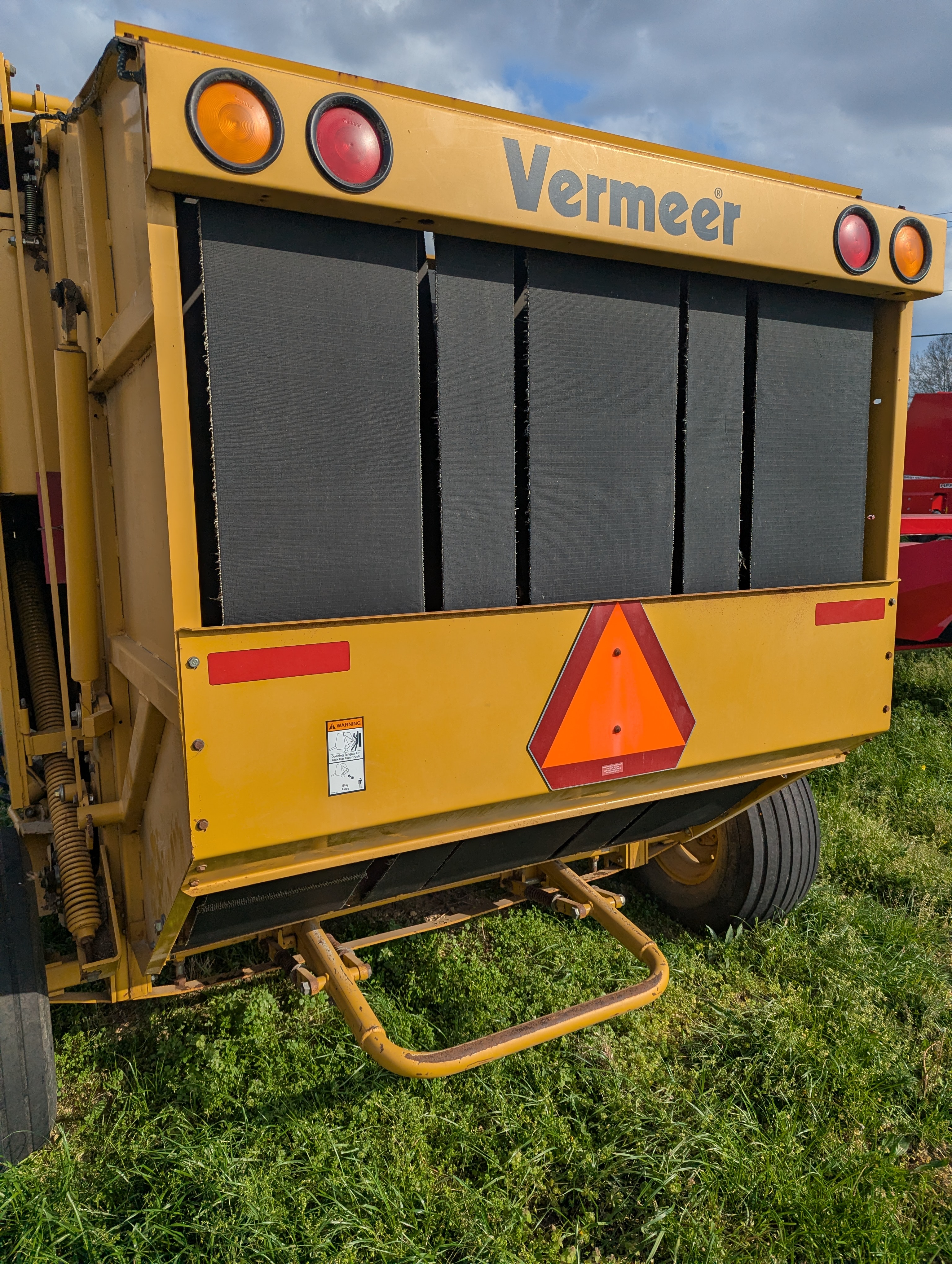 2006 Vermeer 5500 Rebel Baler/Round