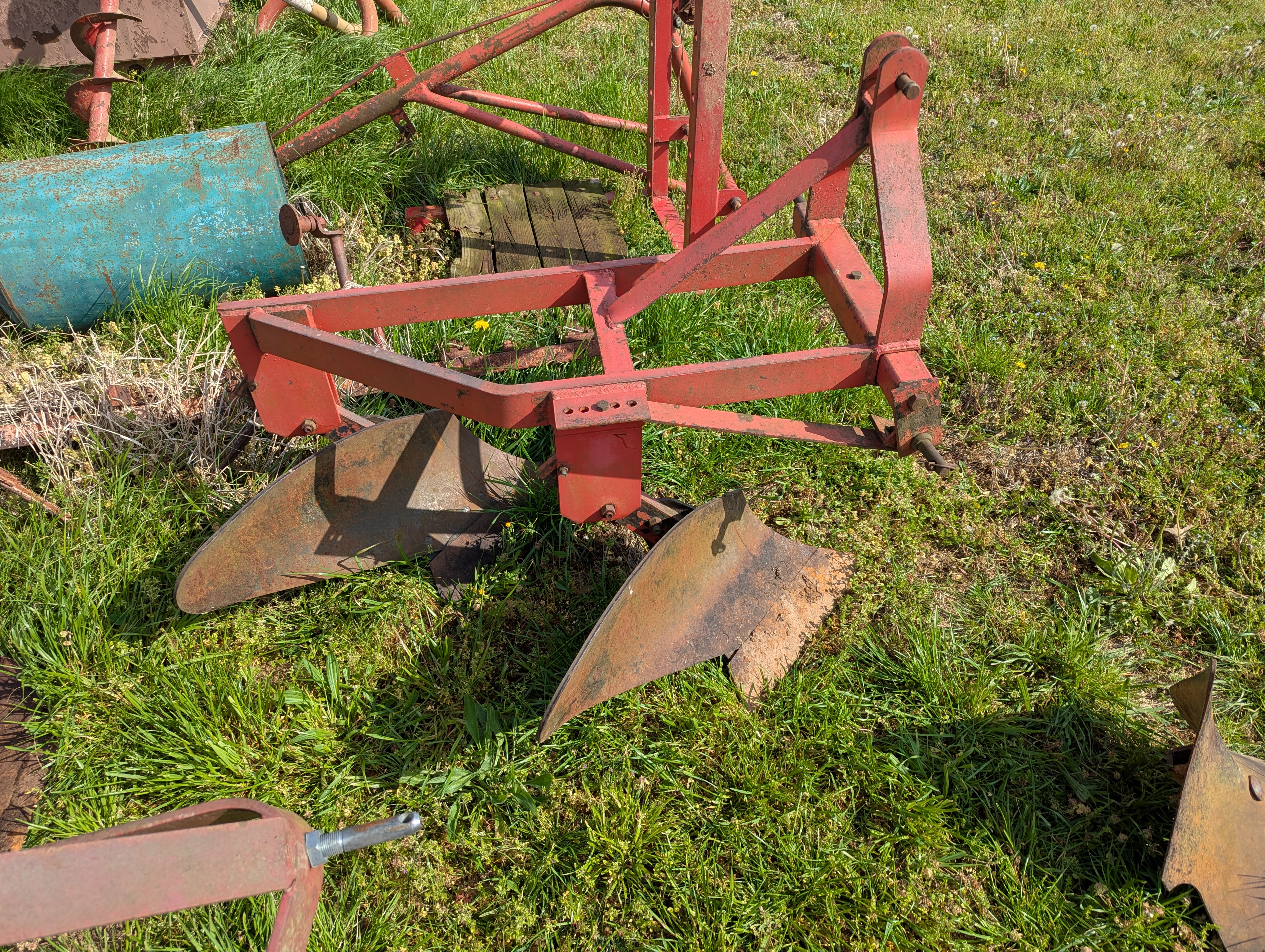 1998 Atlas 2B16 Plow