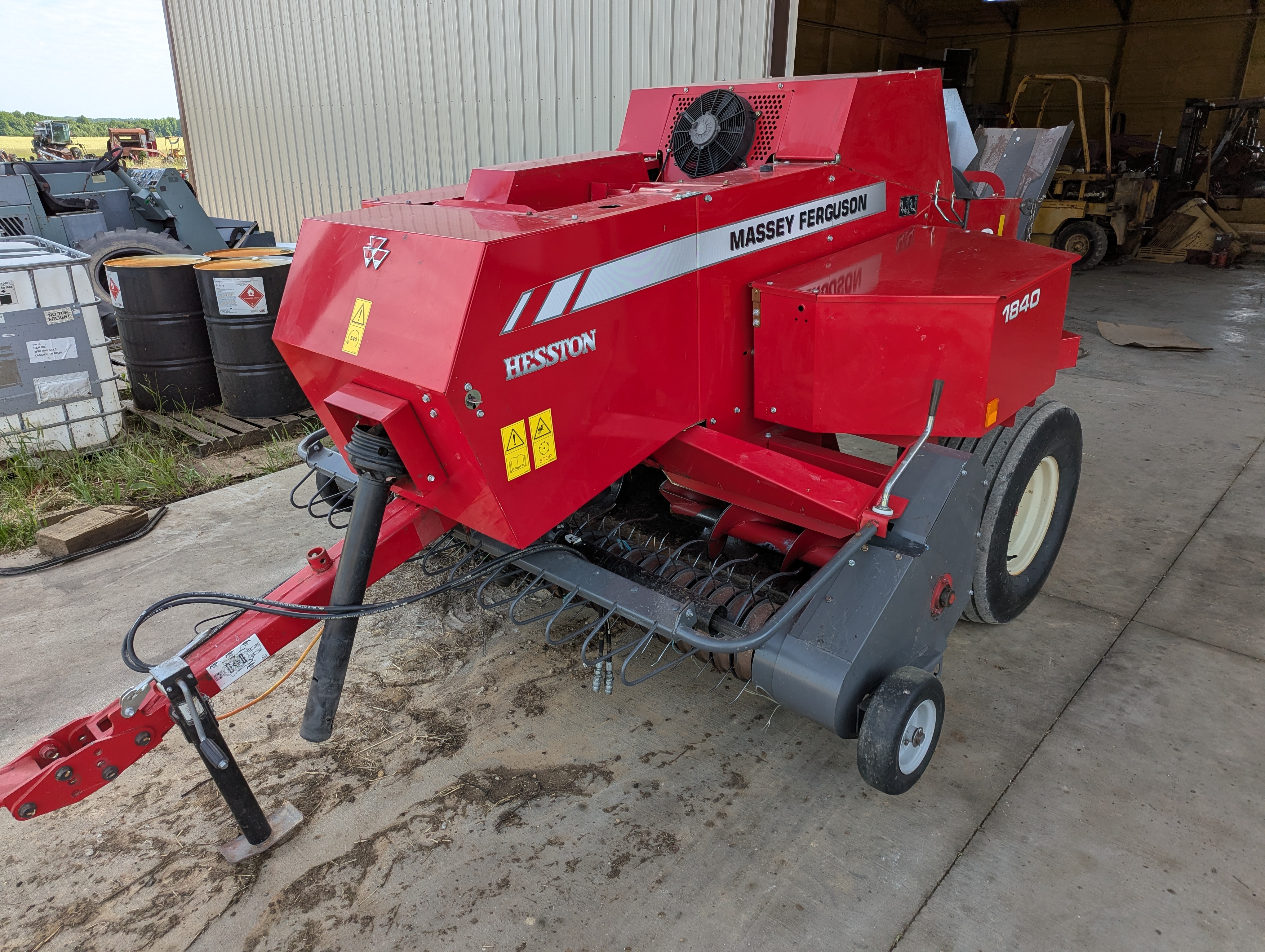 2014 Massey Ferguson 1840 Baler/Square