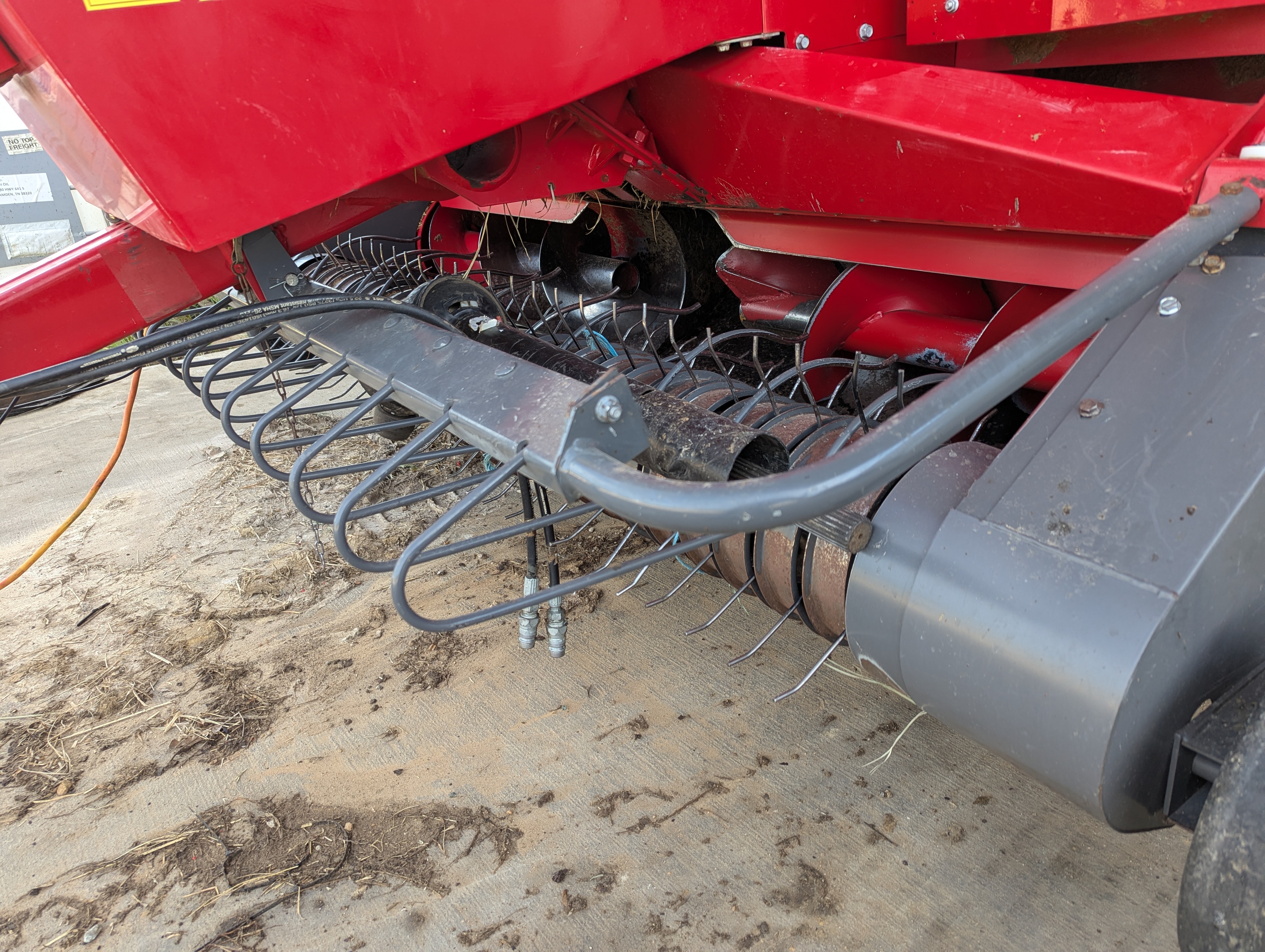 2014 Massey Ferguson 1840 Baler/Square