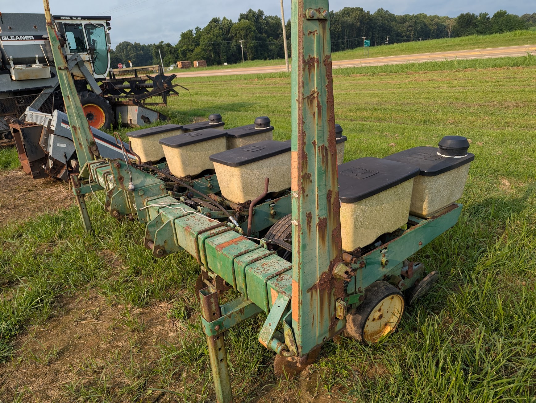 John Deere 7100 Planter