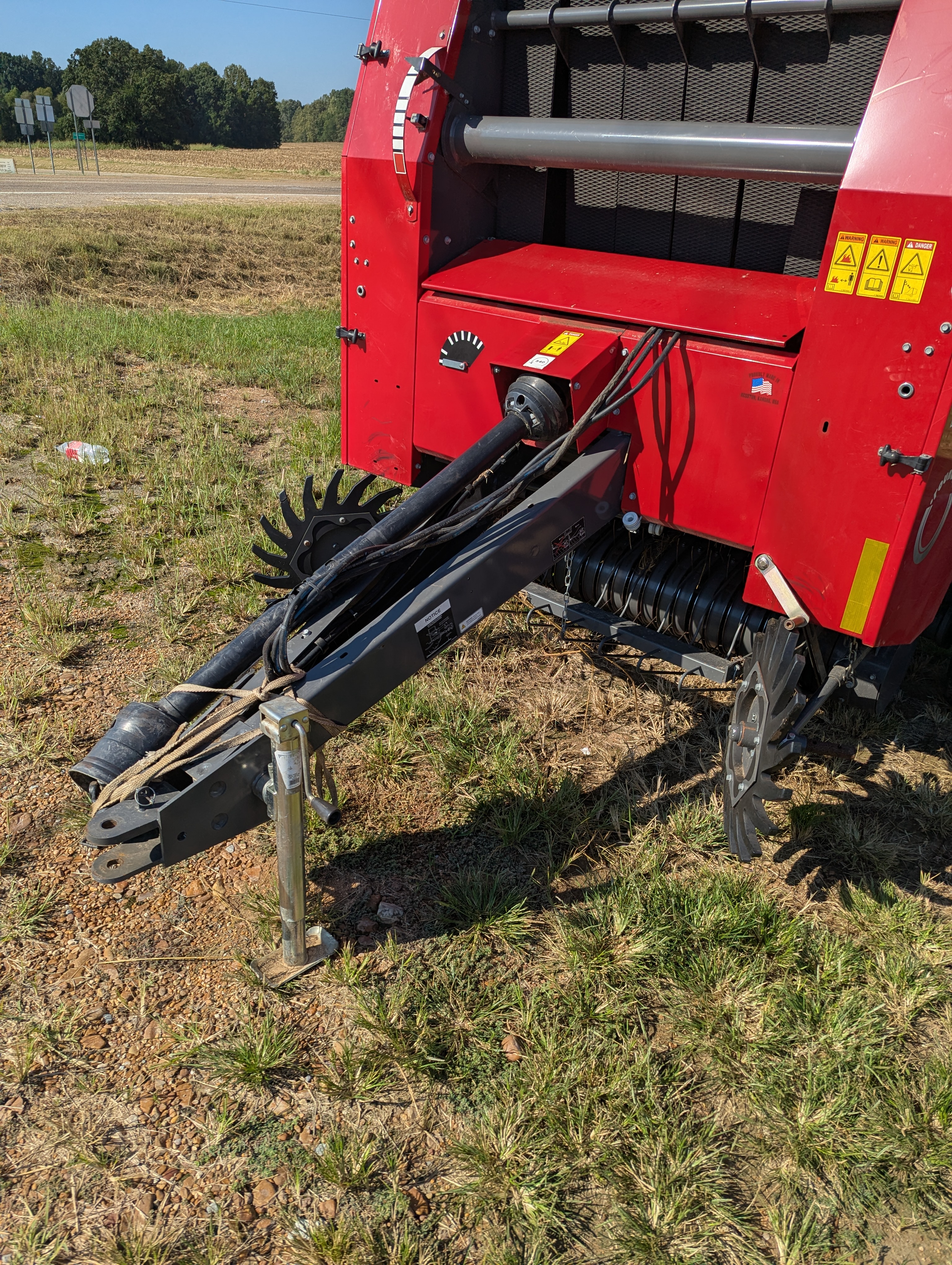 2023 Massey Ferguson 1745D Baler/Round