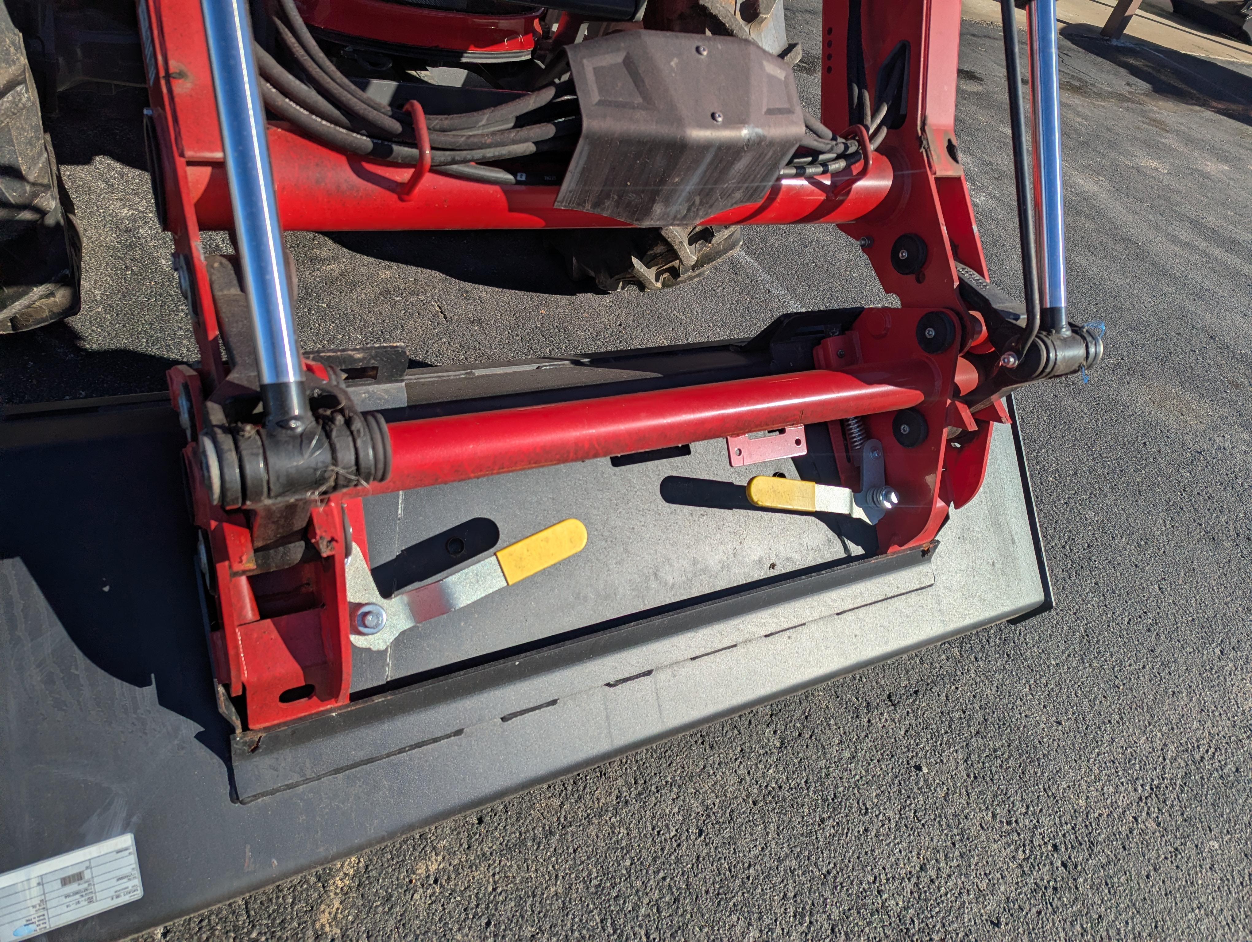 2024 Massey Ferguson 4707 Tractor