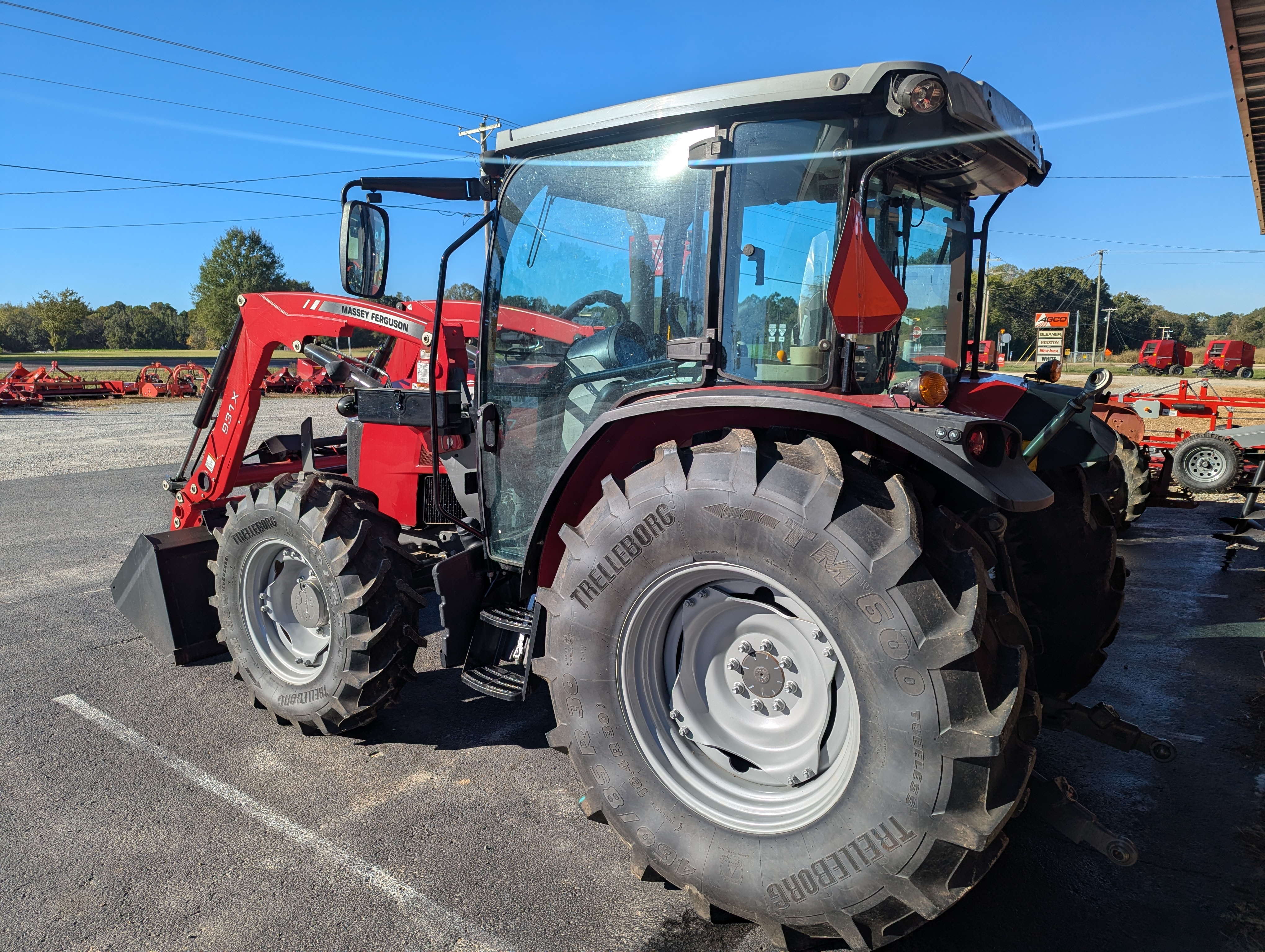 2024 Massey Ferguson 4707 Tractor
