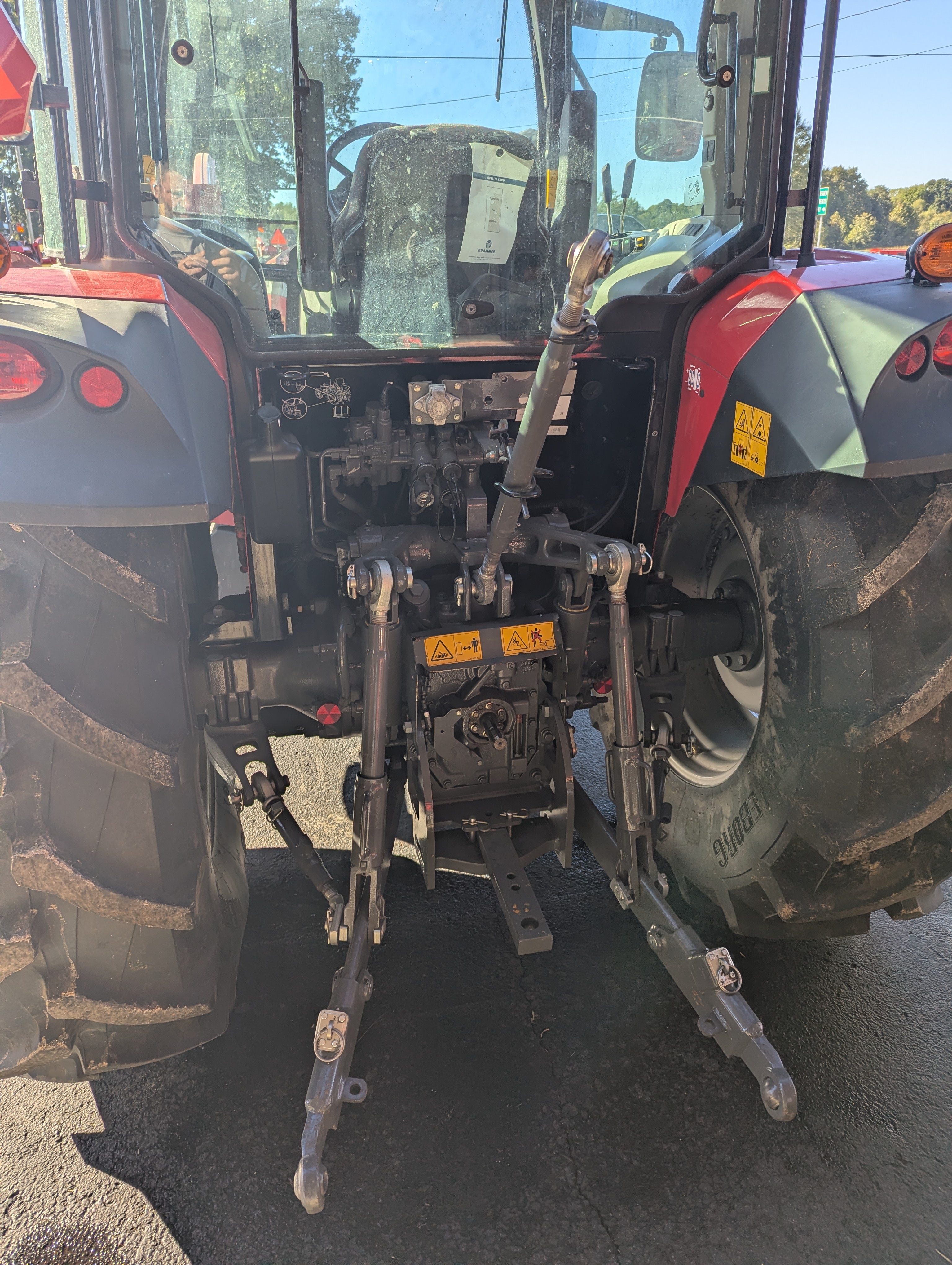 2024 Massey Ferguson 4707 Tractor