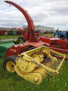 1998 New Holland 790 Forage Harvester