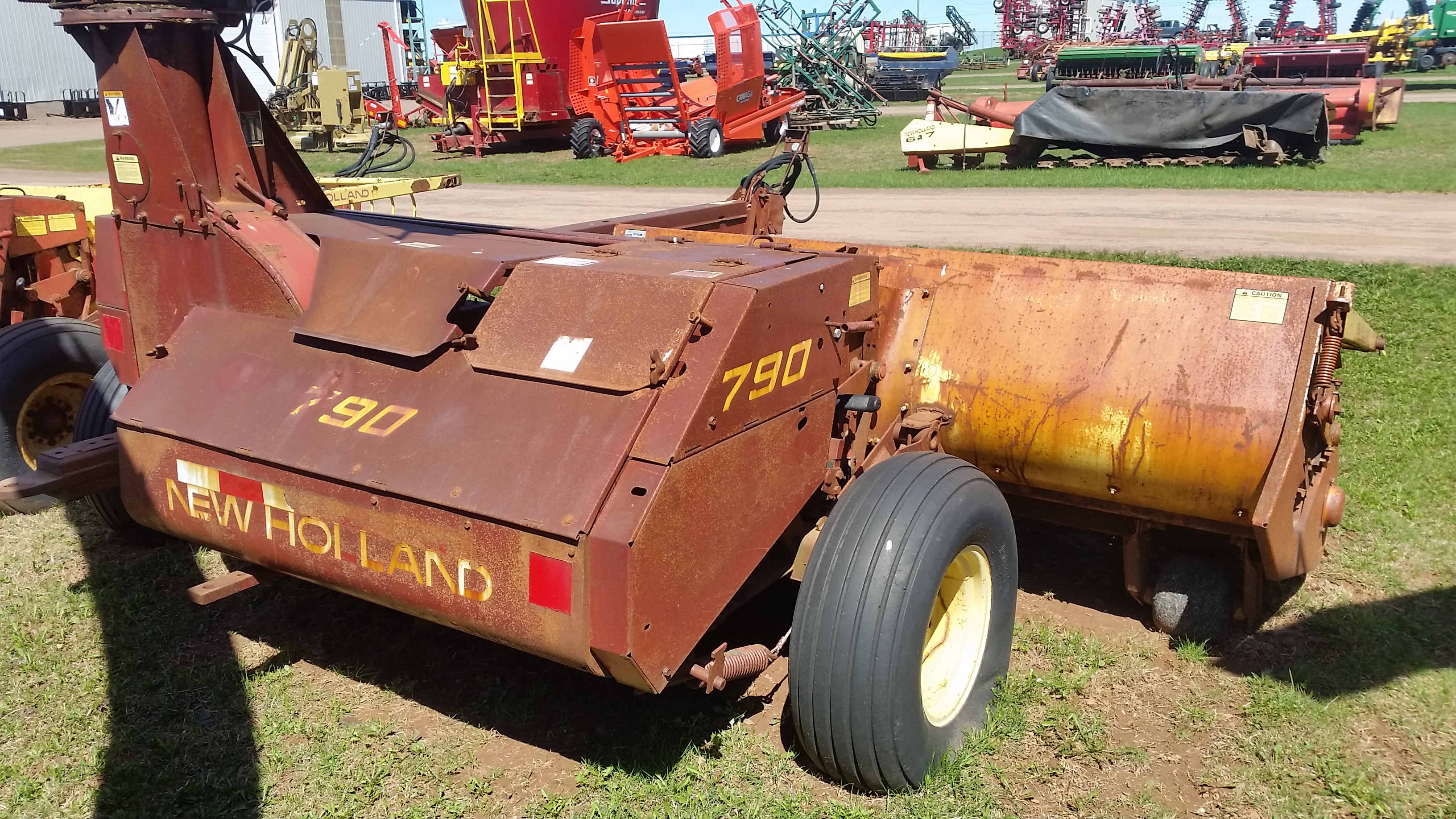 1993 New Holland 790 Forage Harvester