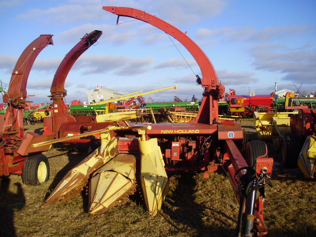 2001 New Holland 790 Forage Harvester