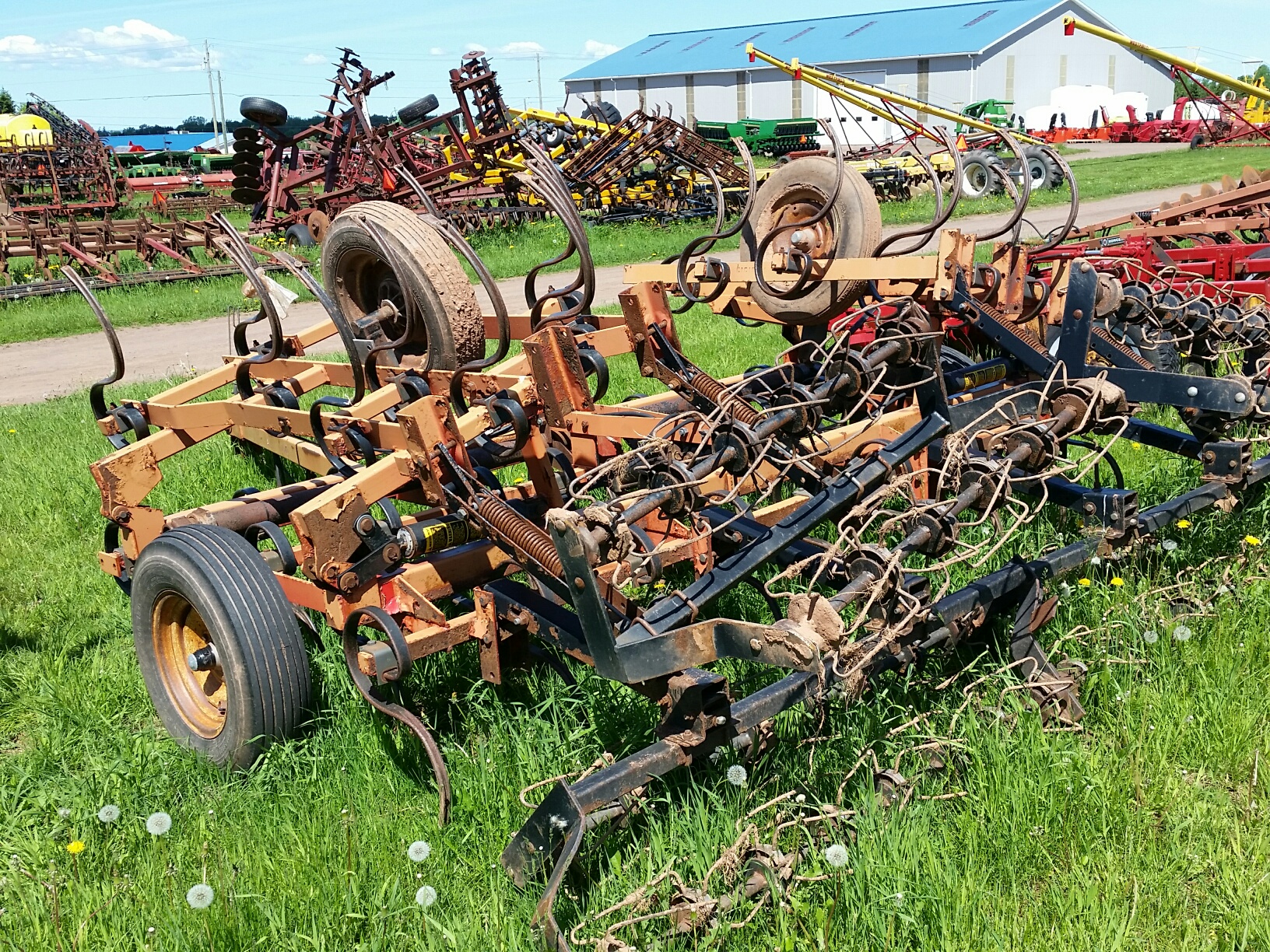 Vicon 1500T Field Cultivator