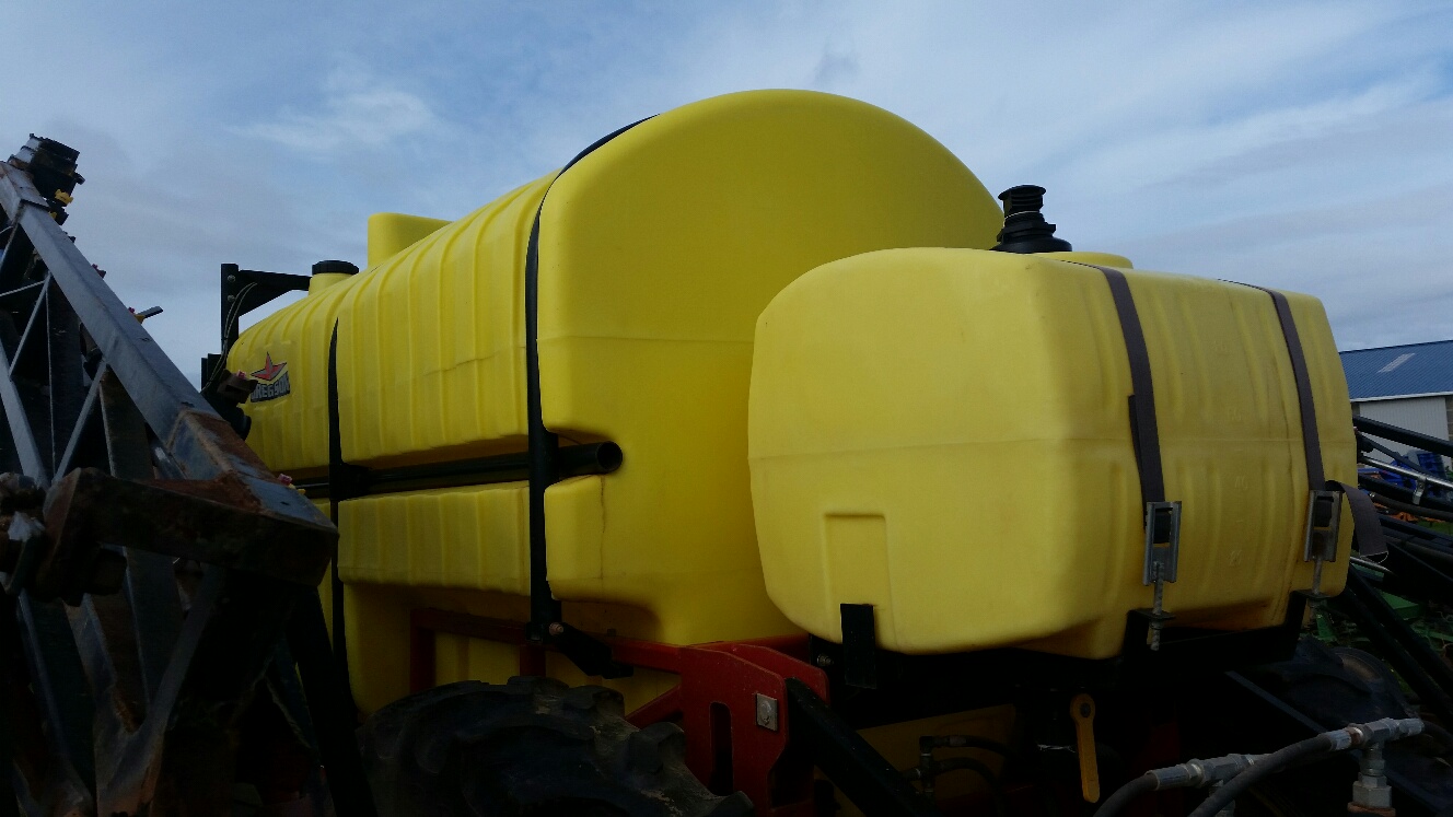 2010 Gregson HT1500 Sprayer