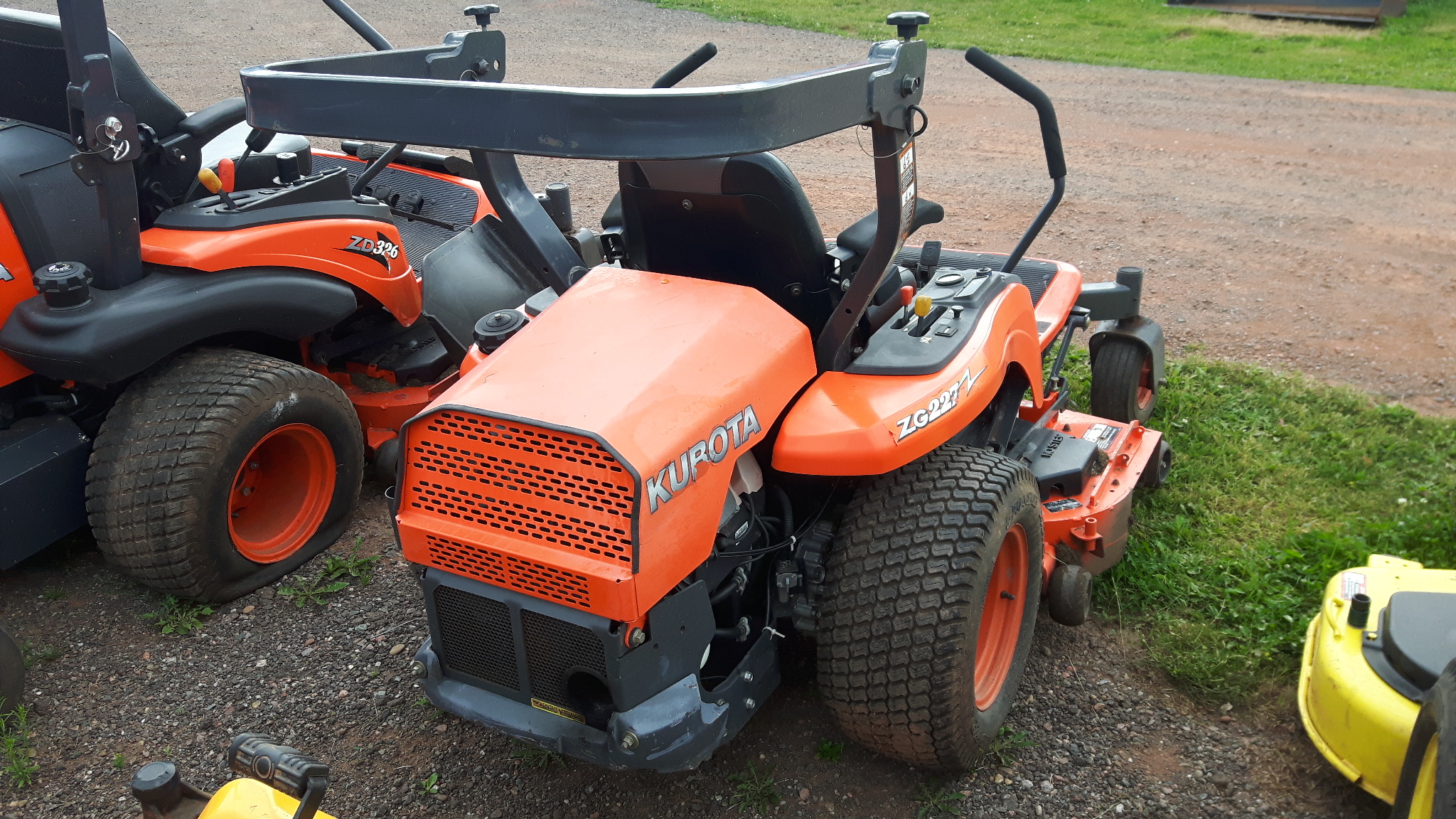 2010 Kubota ZG227 Mower/Zero Turn | IRON Search