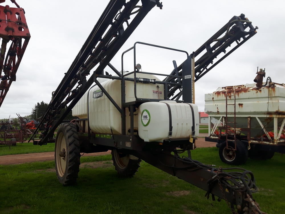 2012 MS Sprayer N1250 Sprayer