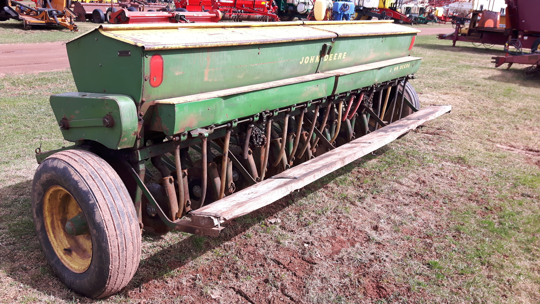 John Deere GD Drill/Grain