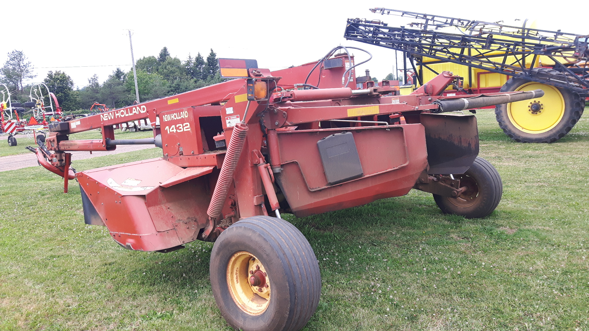 New Holland 1432 Mower Conditioner