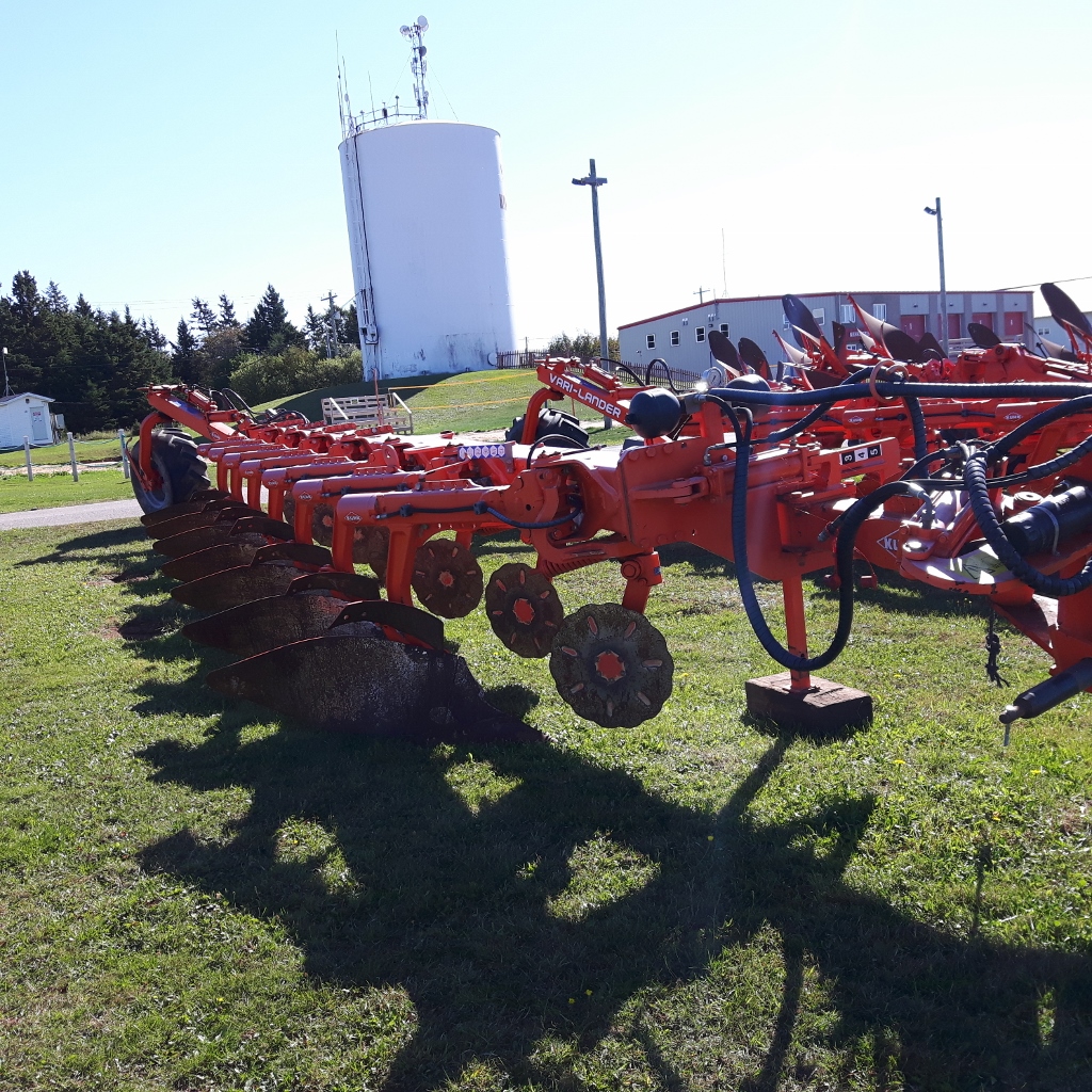 2012 Kuhn 7NSH Plow