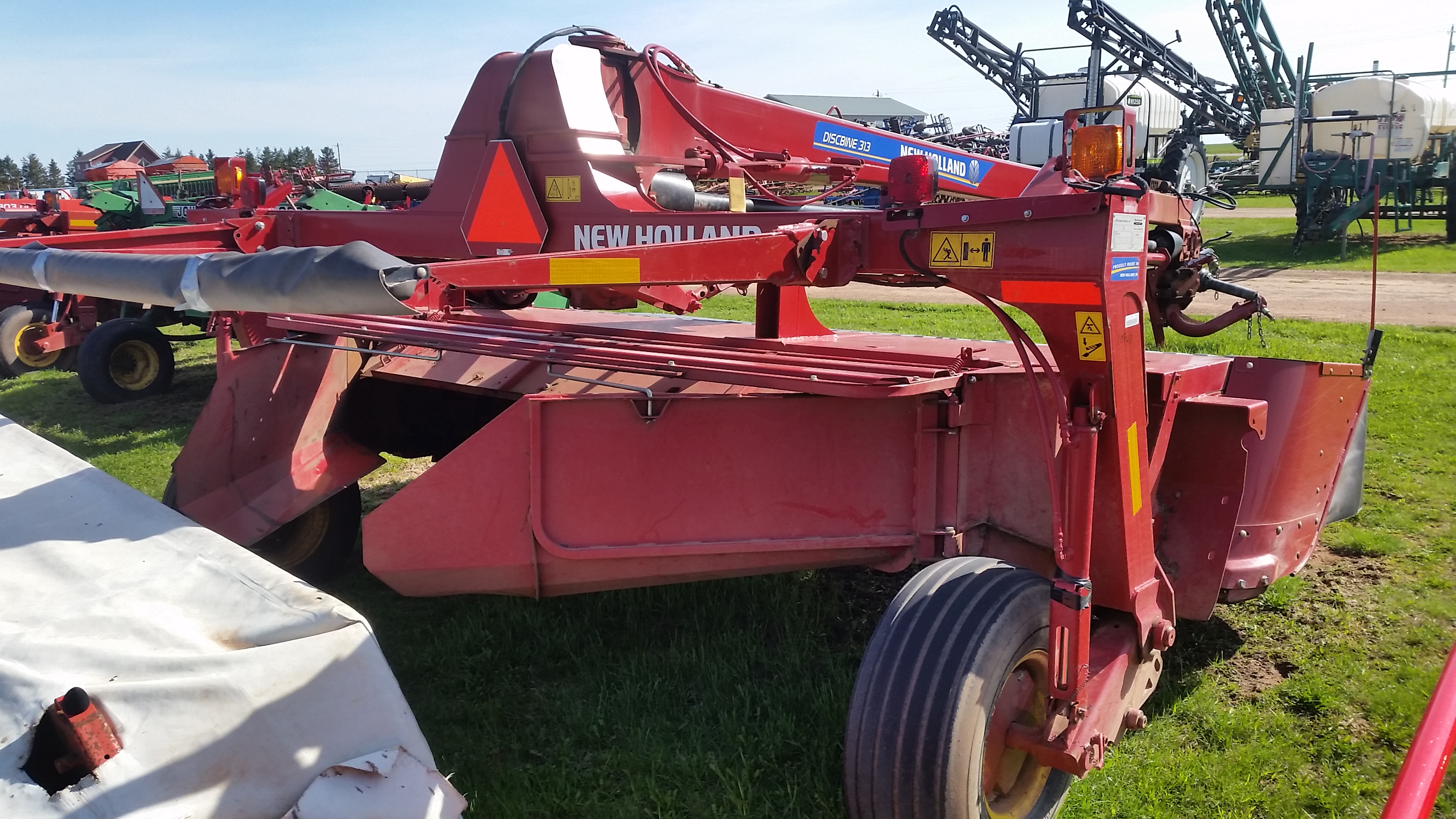 2014 New Holland DB313F Mower Conditioner