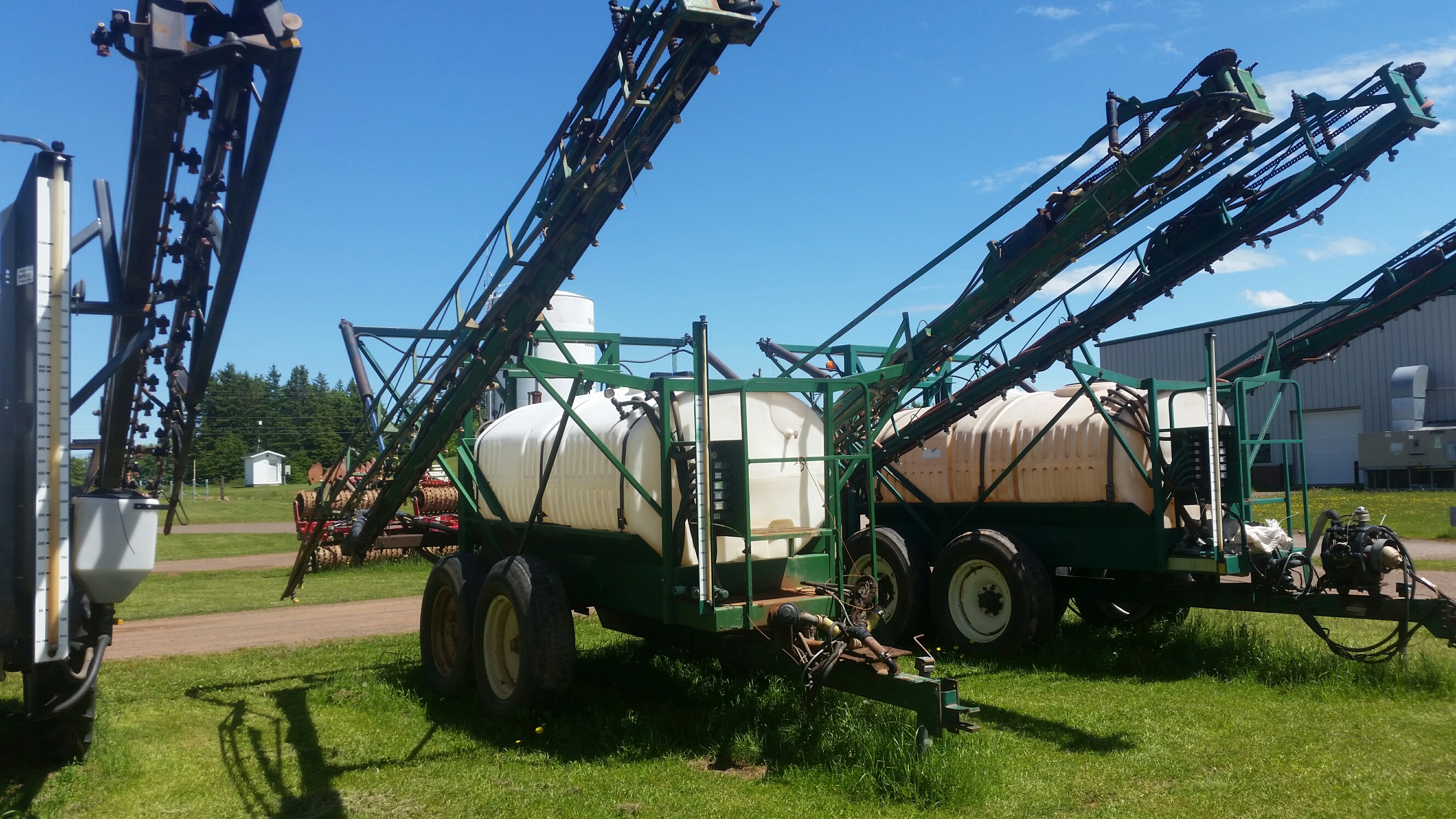 2012 MS Sprayer R3800 Sprayer