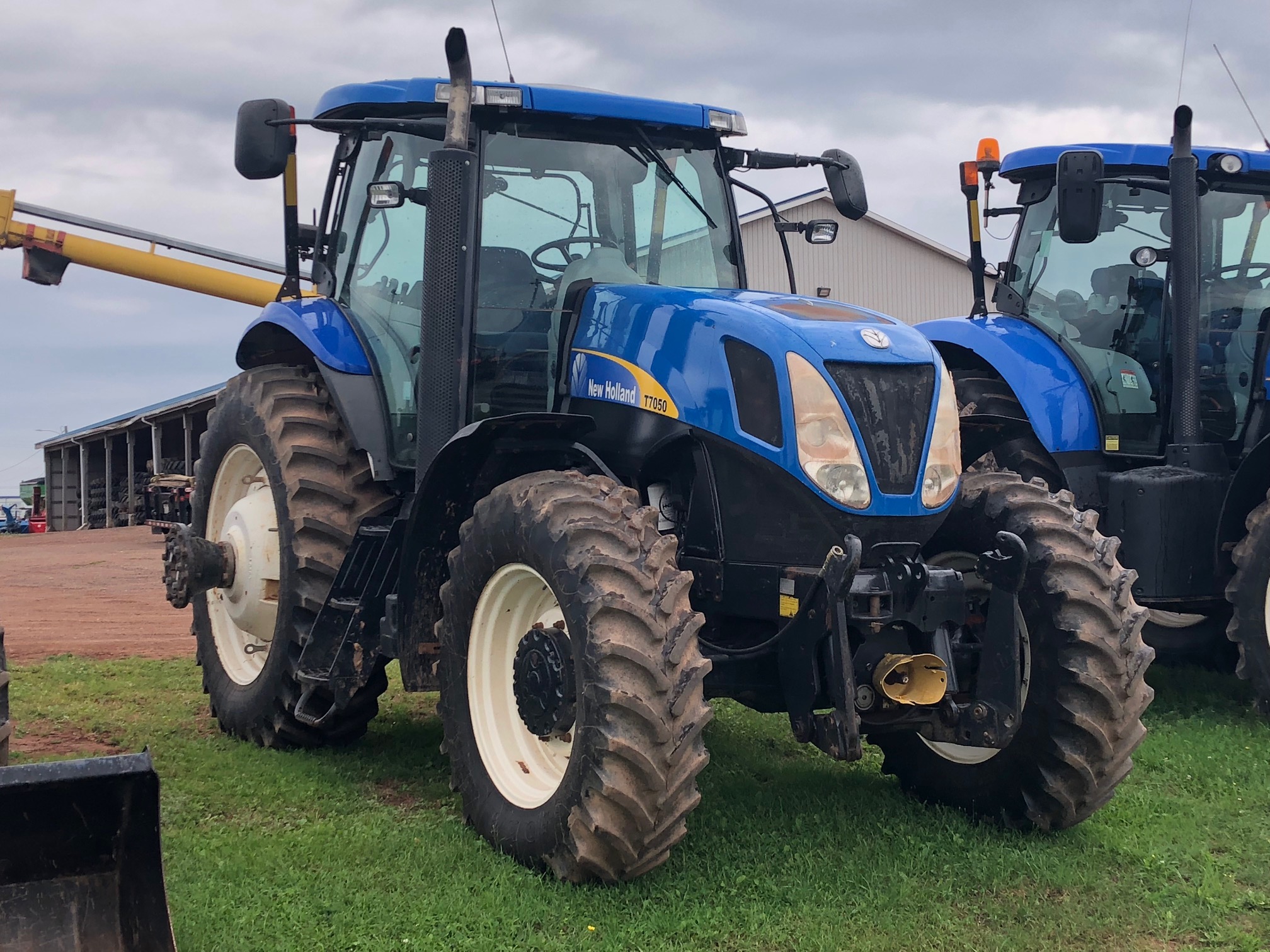 2009 New Holland T7050 Tractor