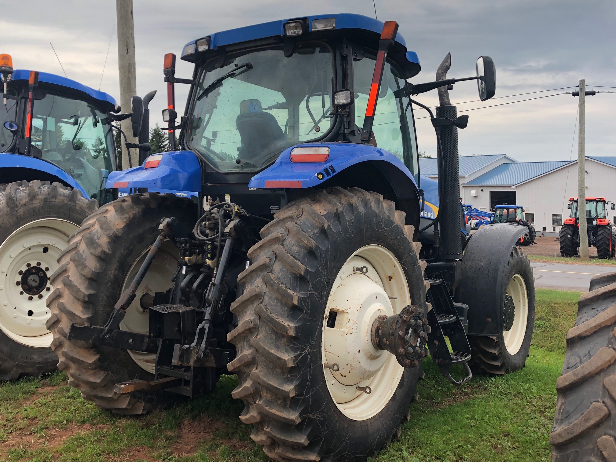 2009 New Holland T7050 Tractor