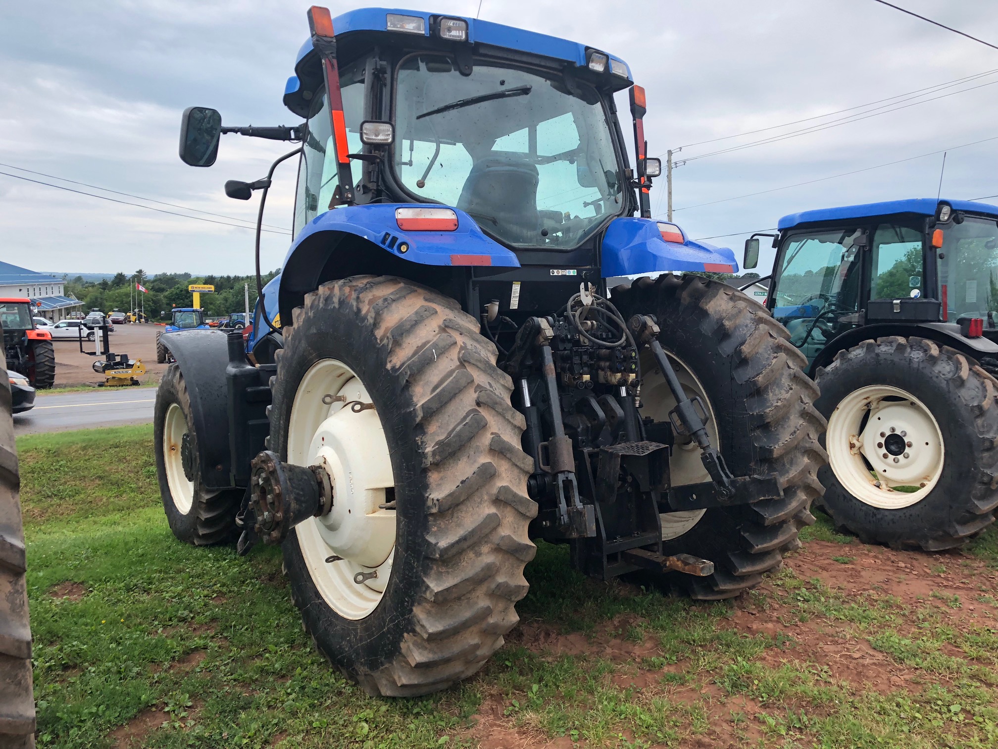 2009 New Holland T7050 Tractor