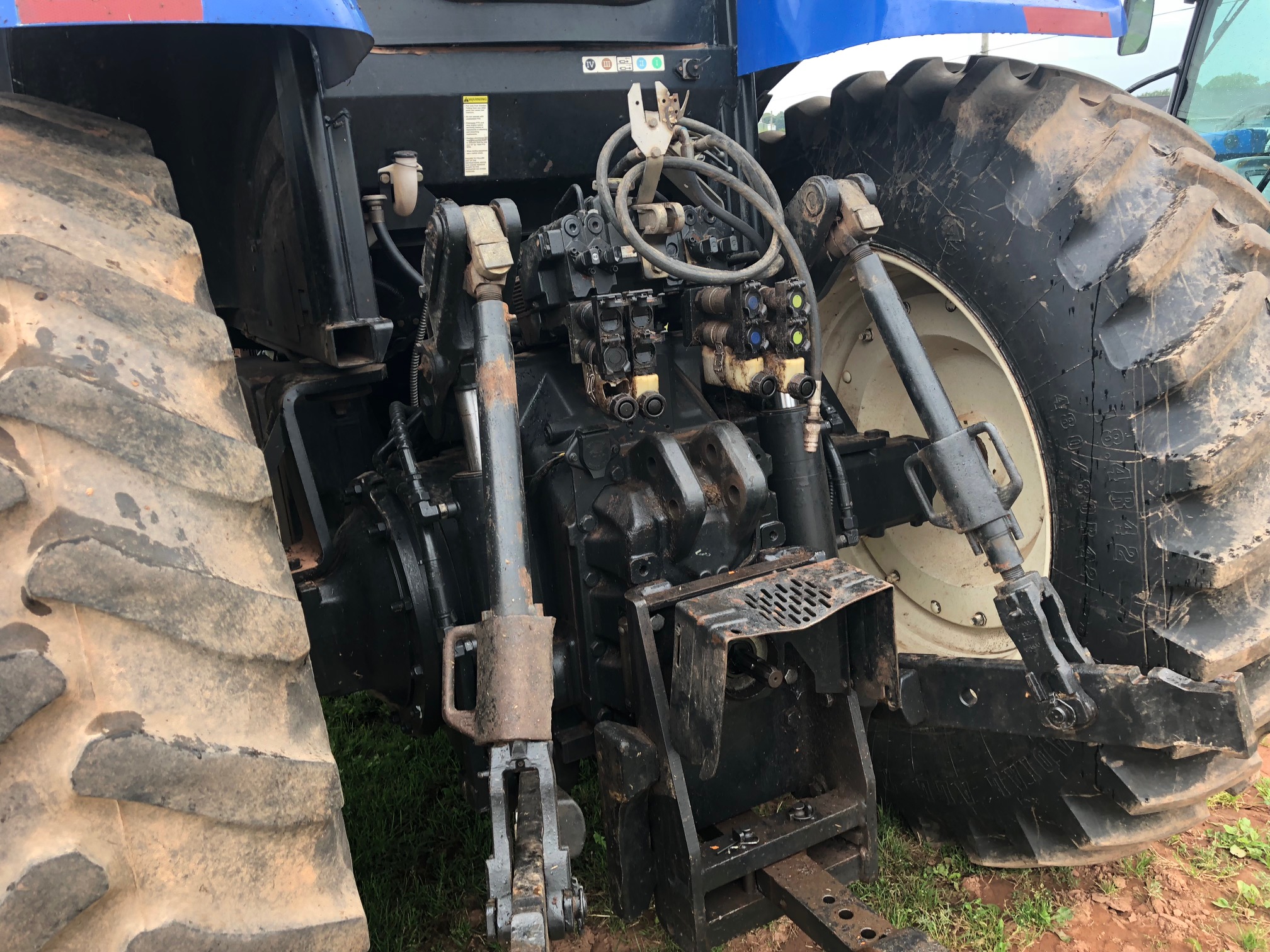 2009 New Holland T7050 Tractor