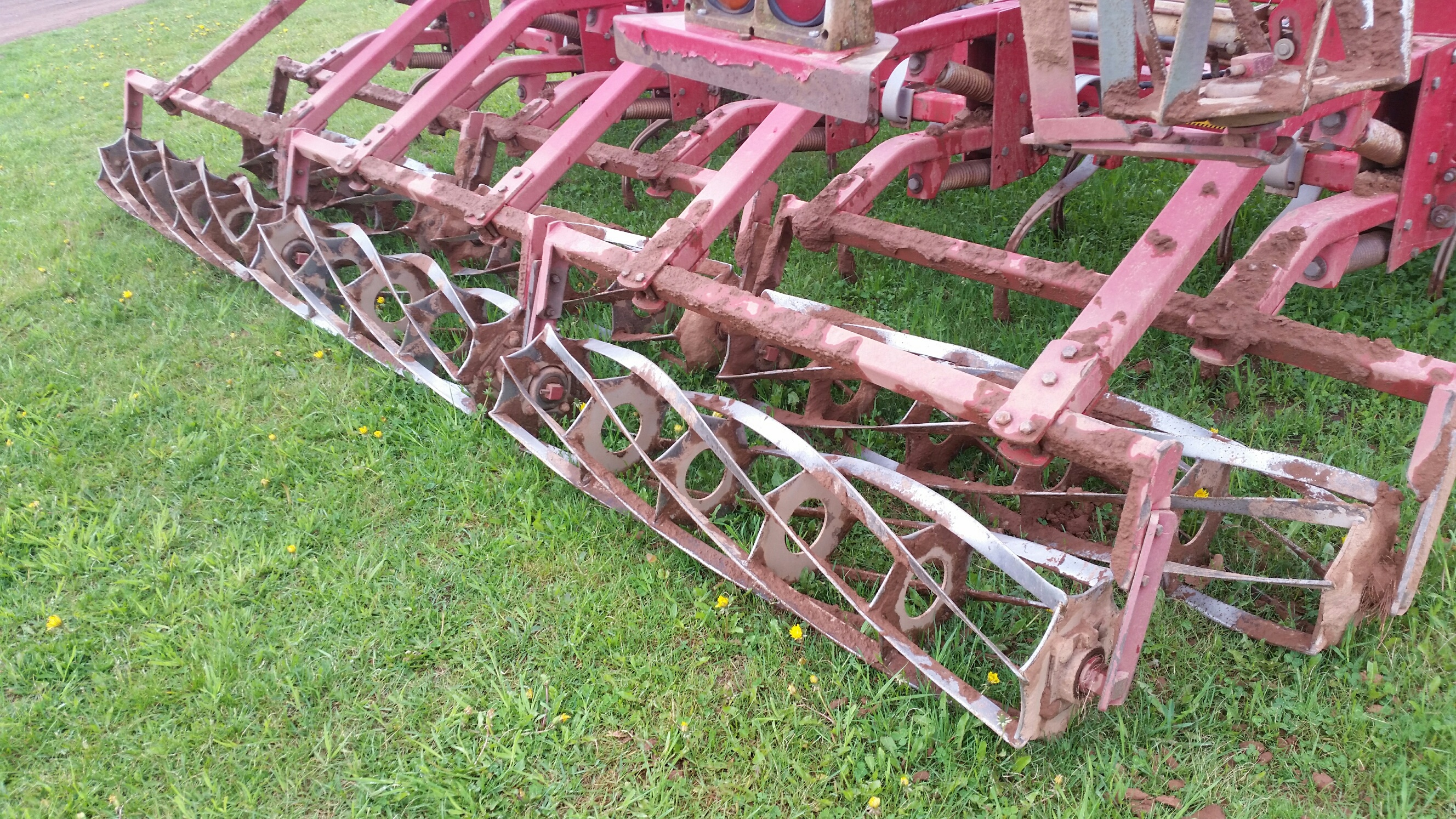 2004 Kongskilde 2800 Field Cultivator