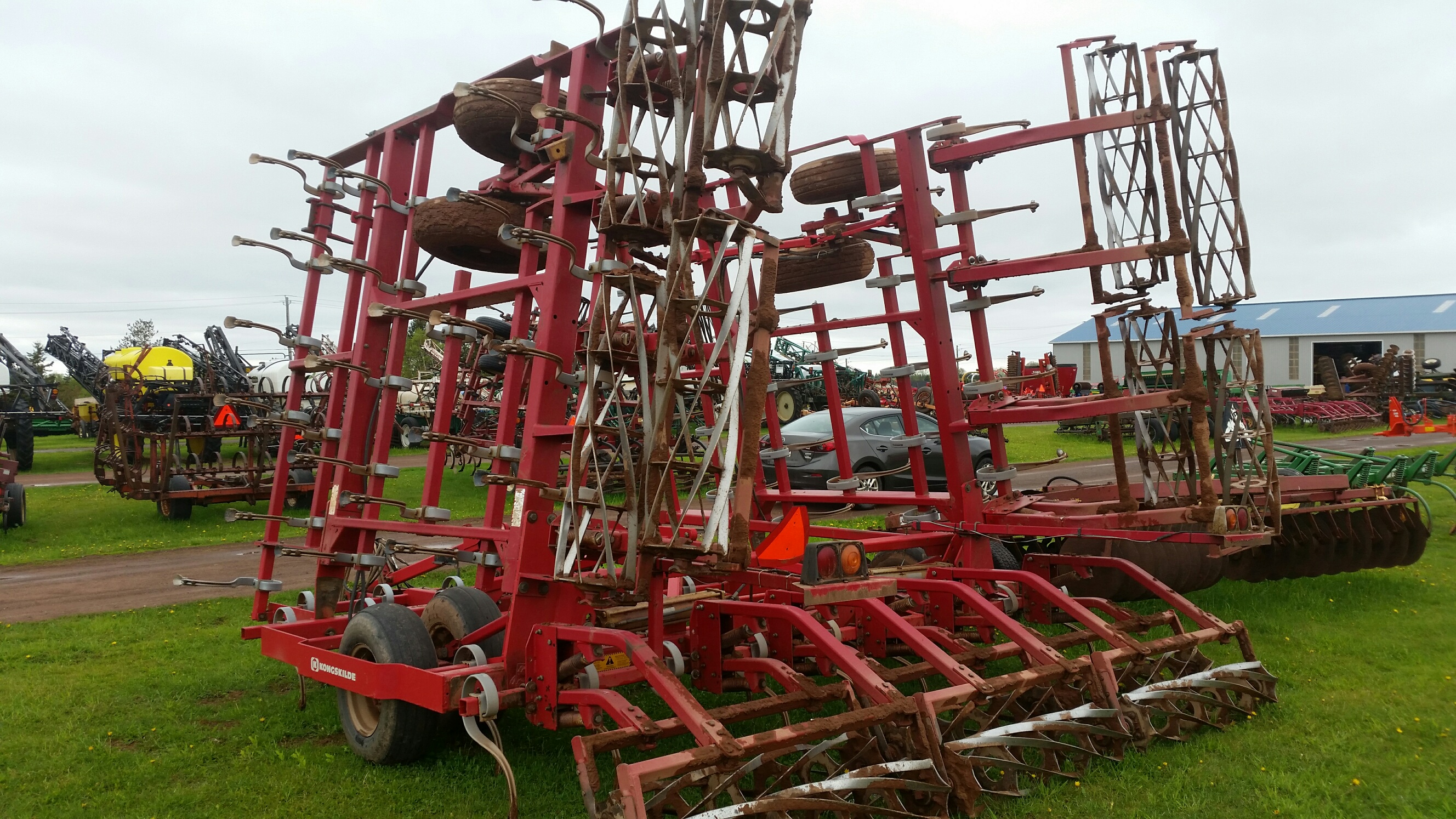 2004 Kongskilde 2800 Field Cultivator