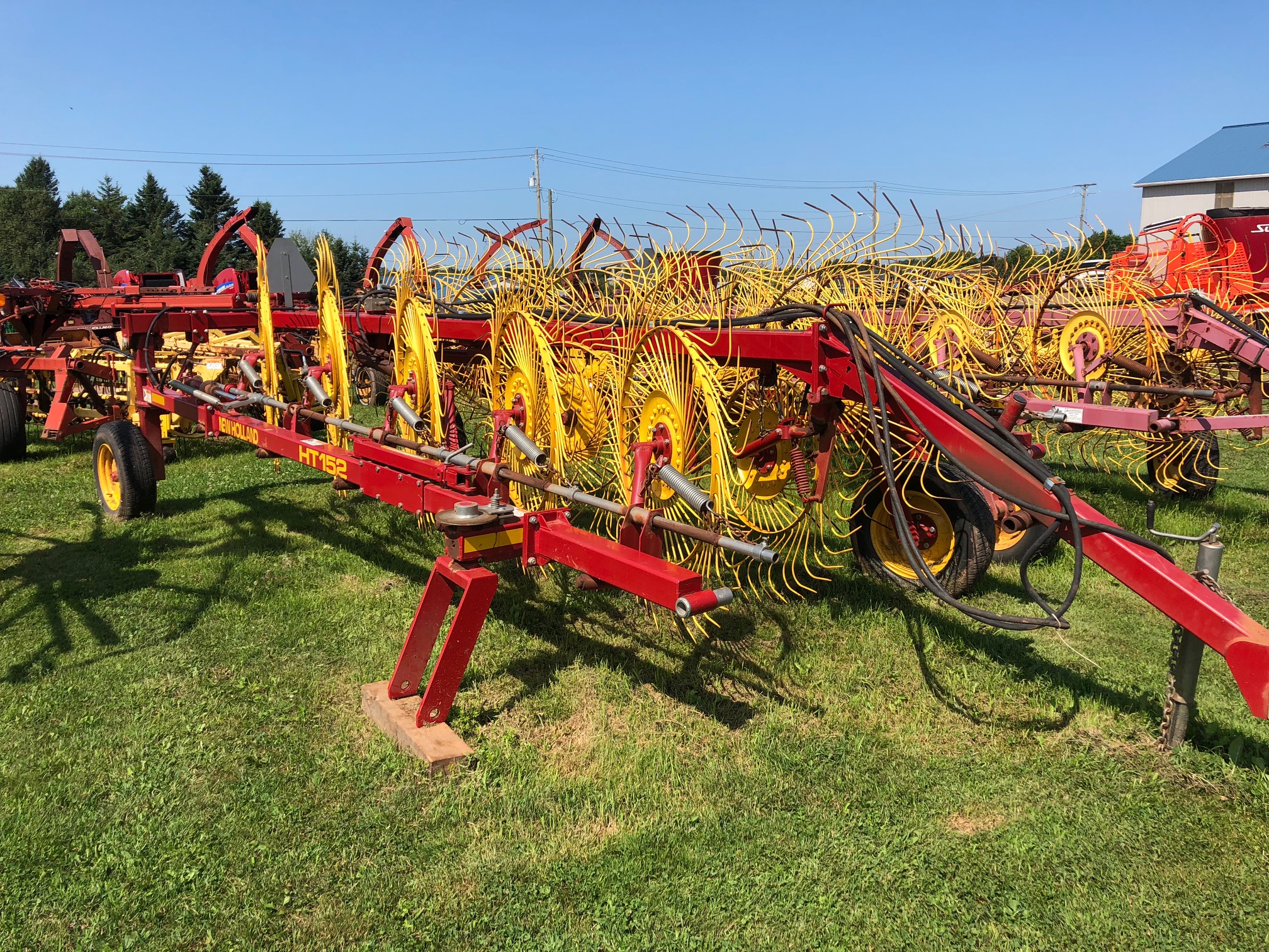 2005 New Holland HT152 Rake/Wheel