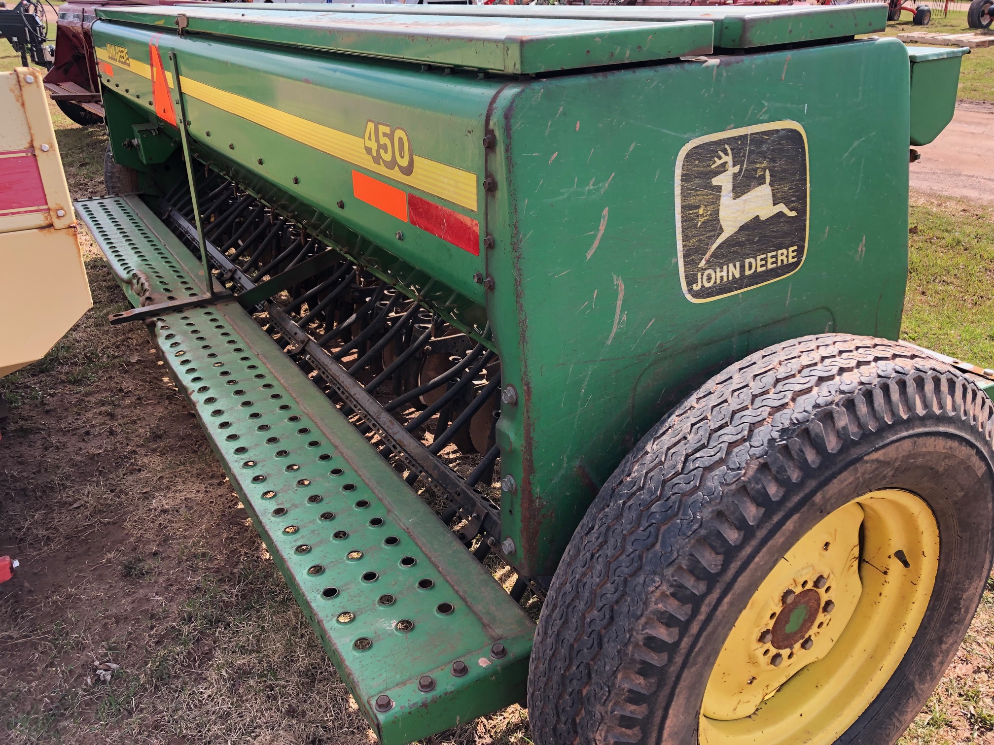 2000 John Deere 450 Drill