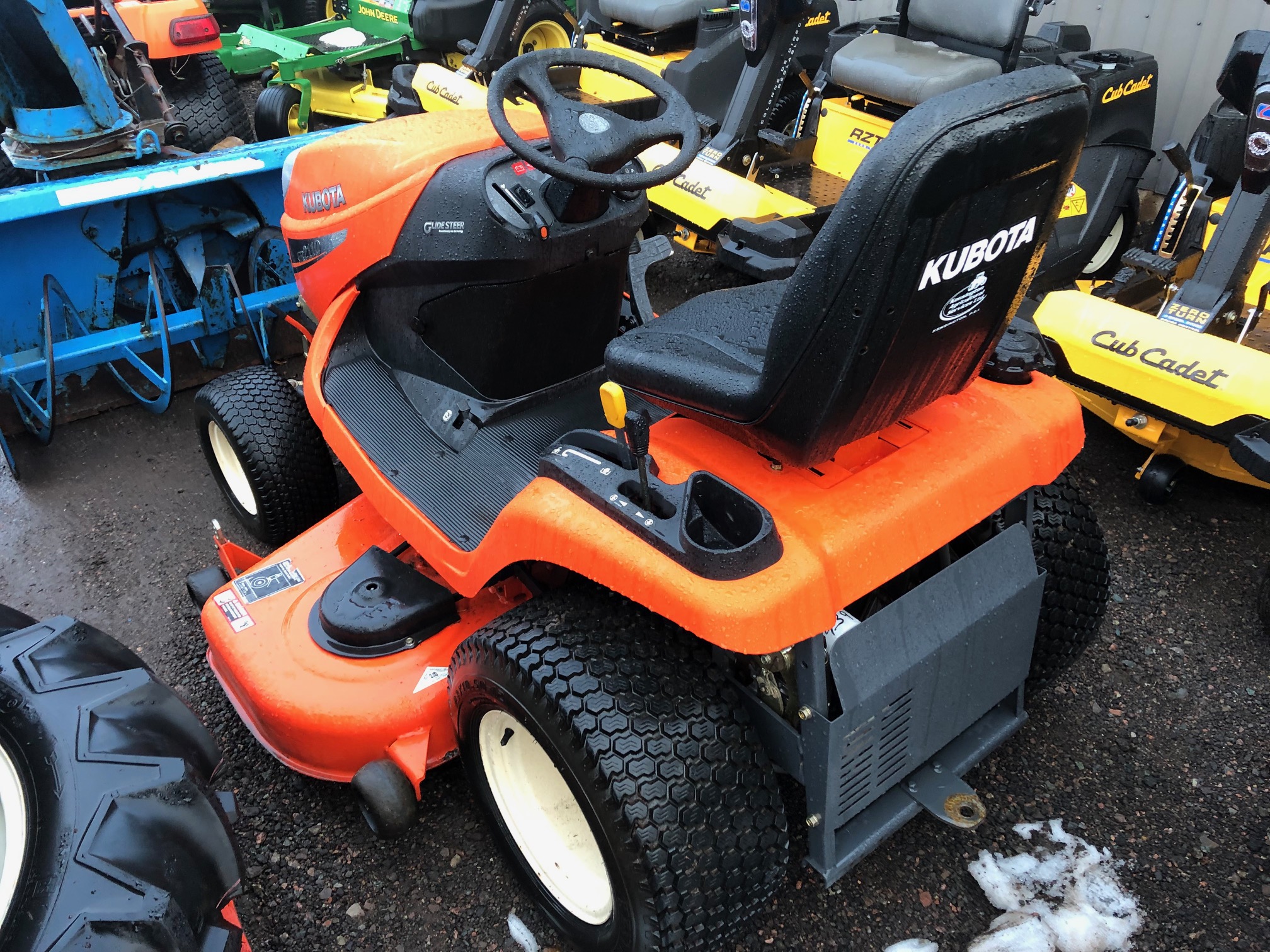 2007 Kubota GR2110 Garden Tractor