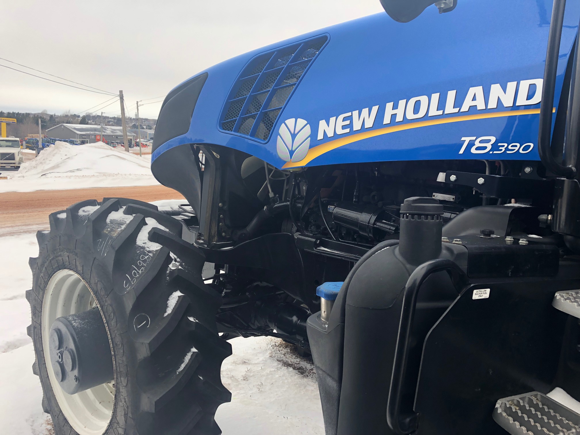 2014 New Holland T8.390 Tractor