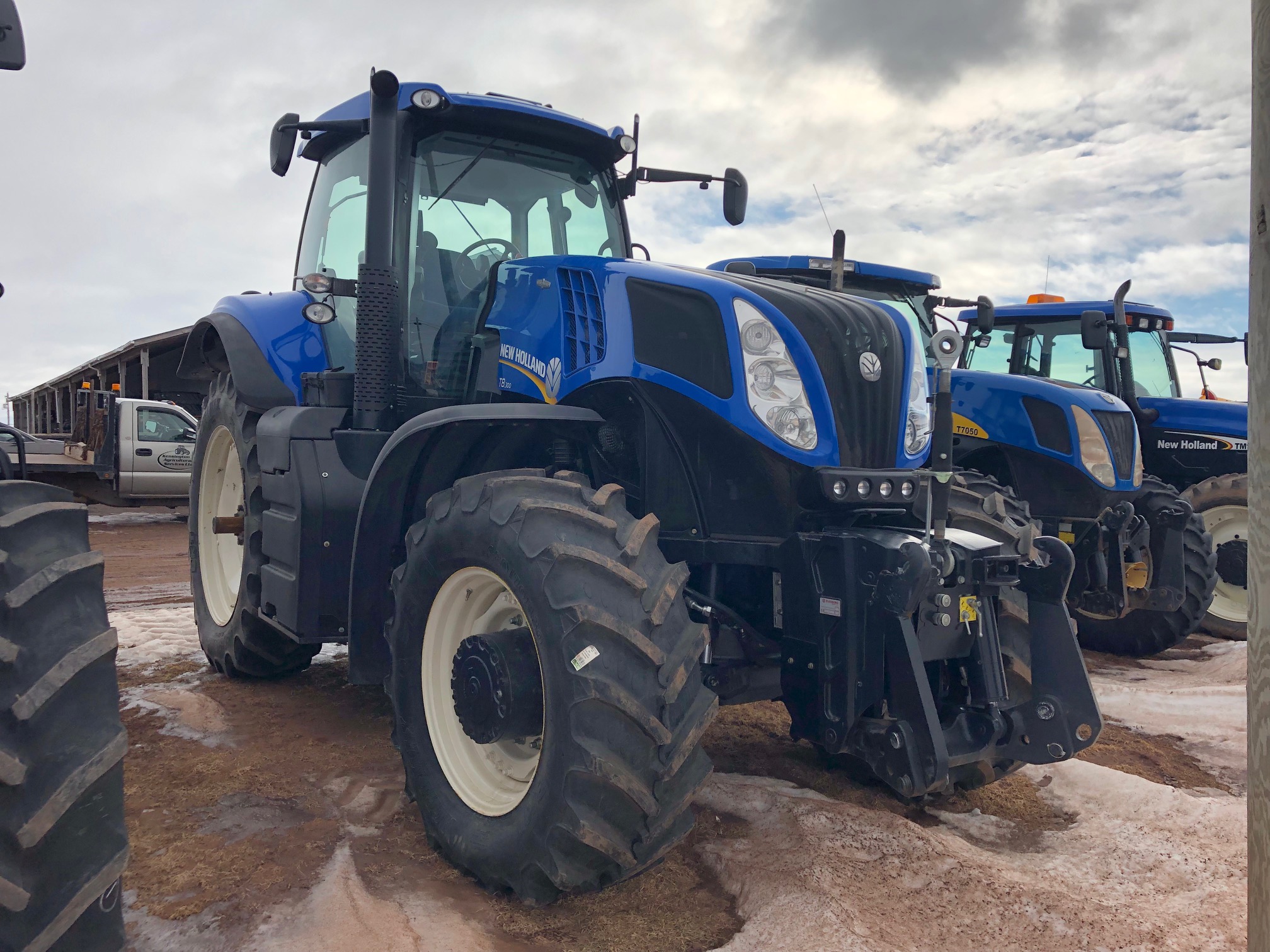 2014 New Holland T8.300 Tractor
