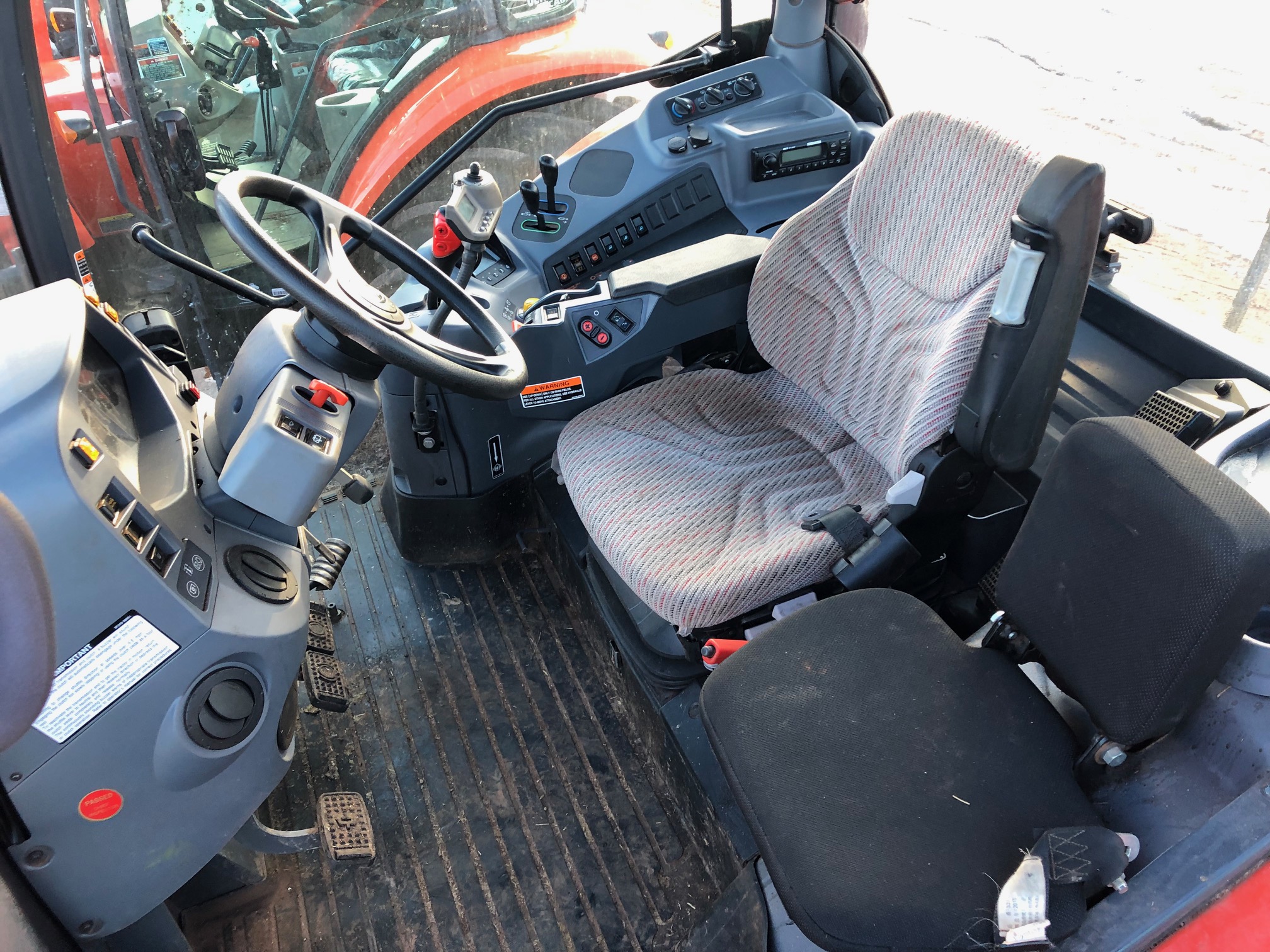 2016 Kubota M6-141 Tractor