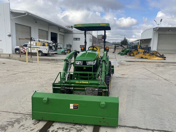 2021 John Deere 3033R Tractor Compact