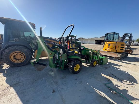 2020 John Deere 1025R Tractor Compact