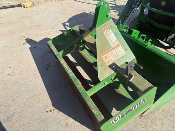 2020 John Deere 1025R Tractor Compact