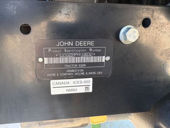 2020 John Deere 1025R Tractor Compact