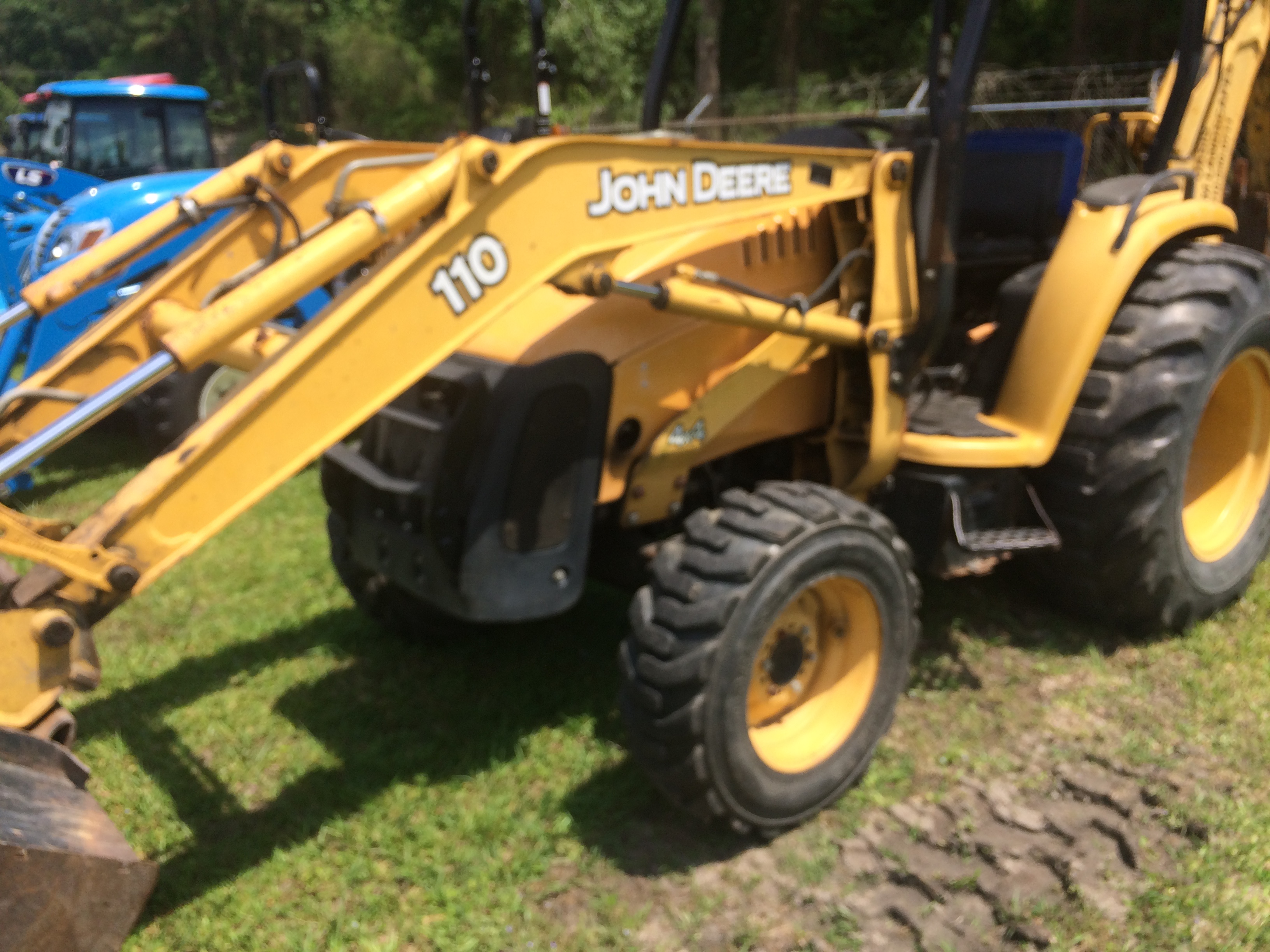 John Deere 110 Tractor Loader Backhoe