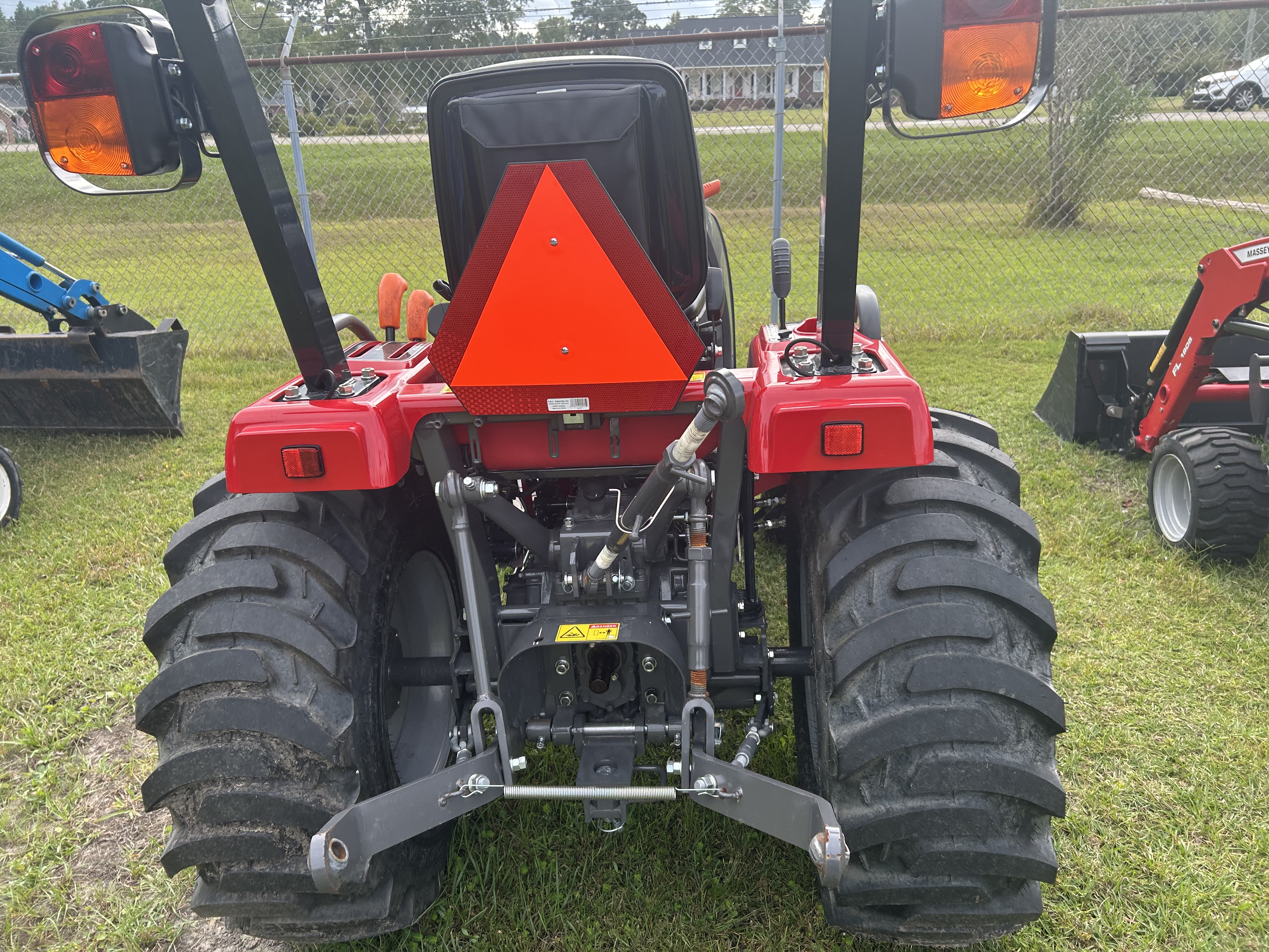 Massey Ferguson 1526 Tractor