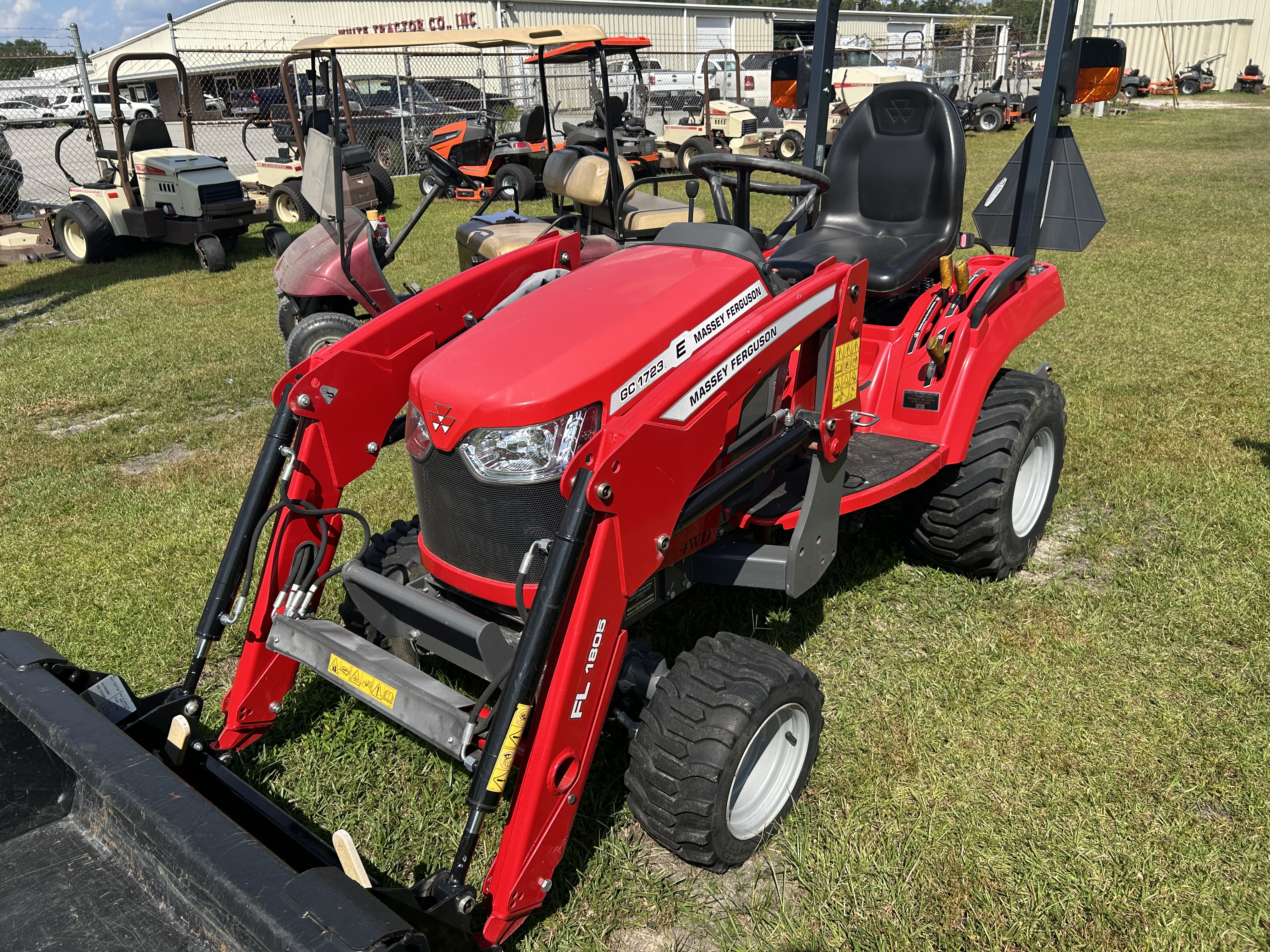 2022 Massey Ferguson GC1723E Tractor